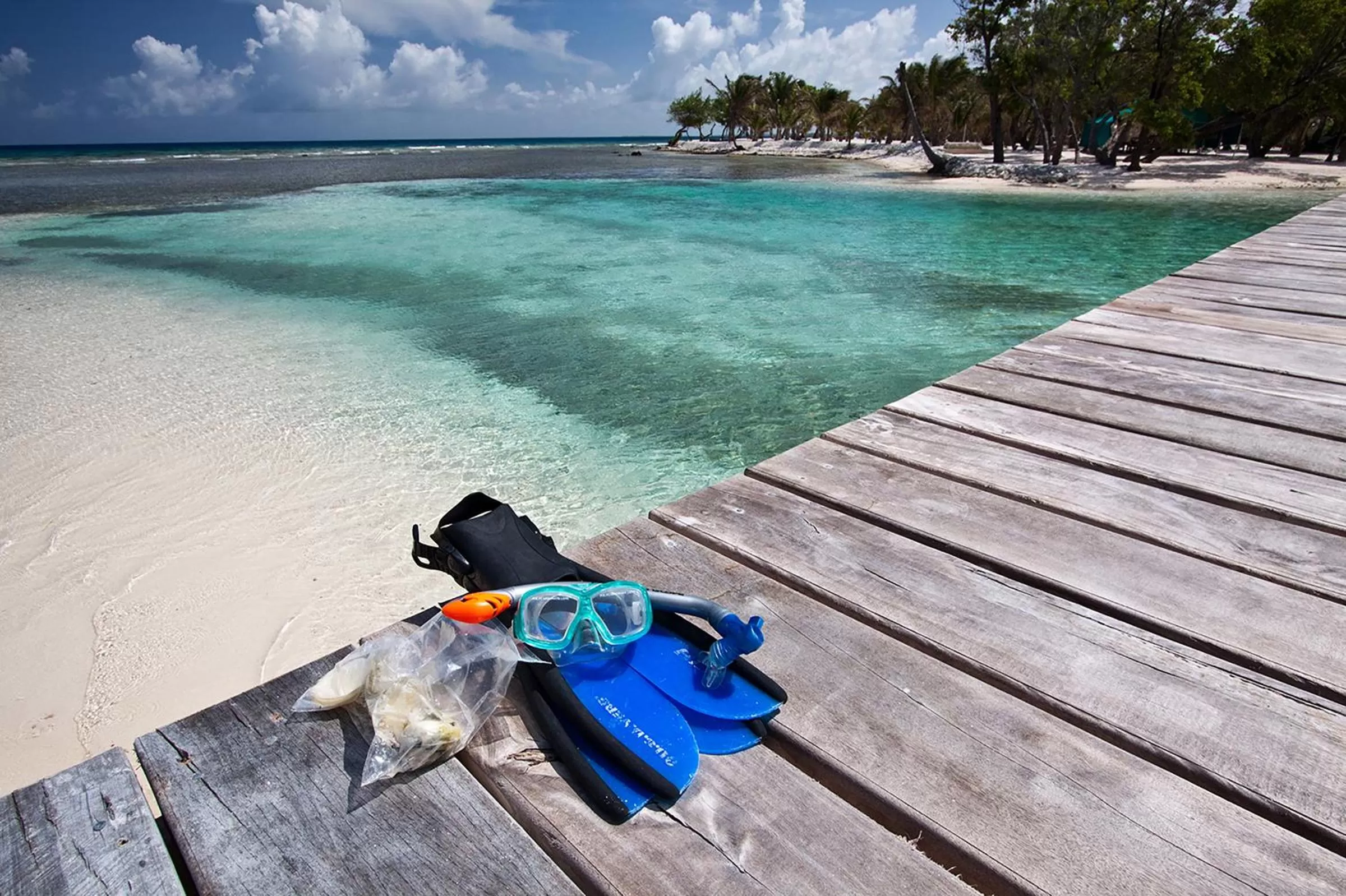 Snorkeling in Pelican Reef Villas Resort