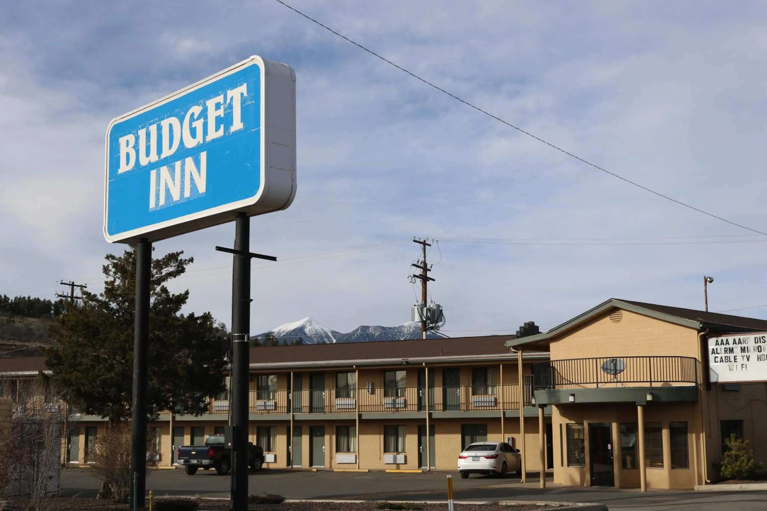Facade/entrance in Budget Inn Flagstaff