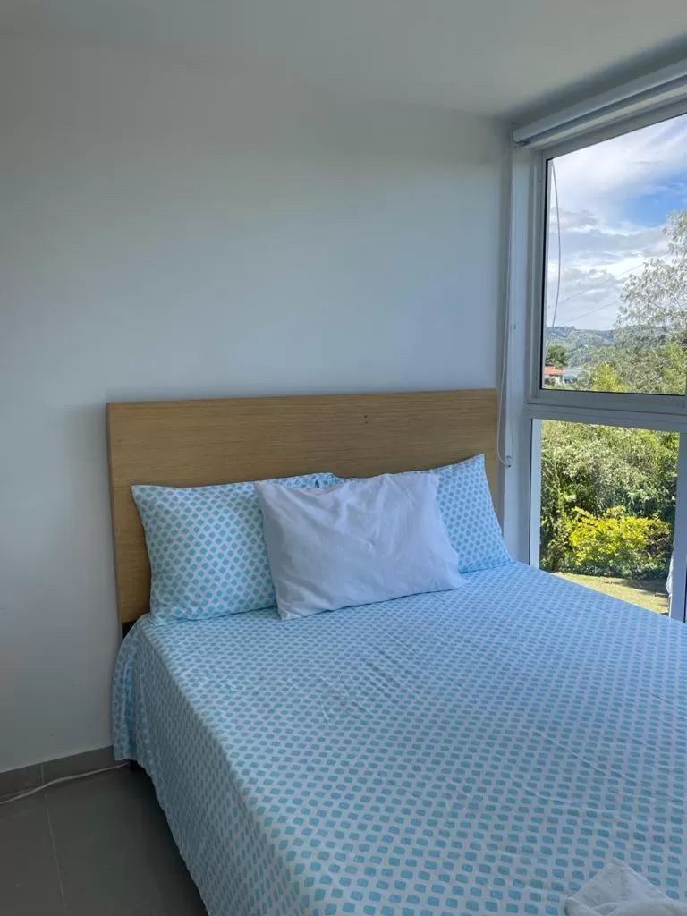 Bed in Paradise Lake Finca Hotel