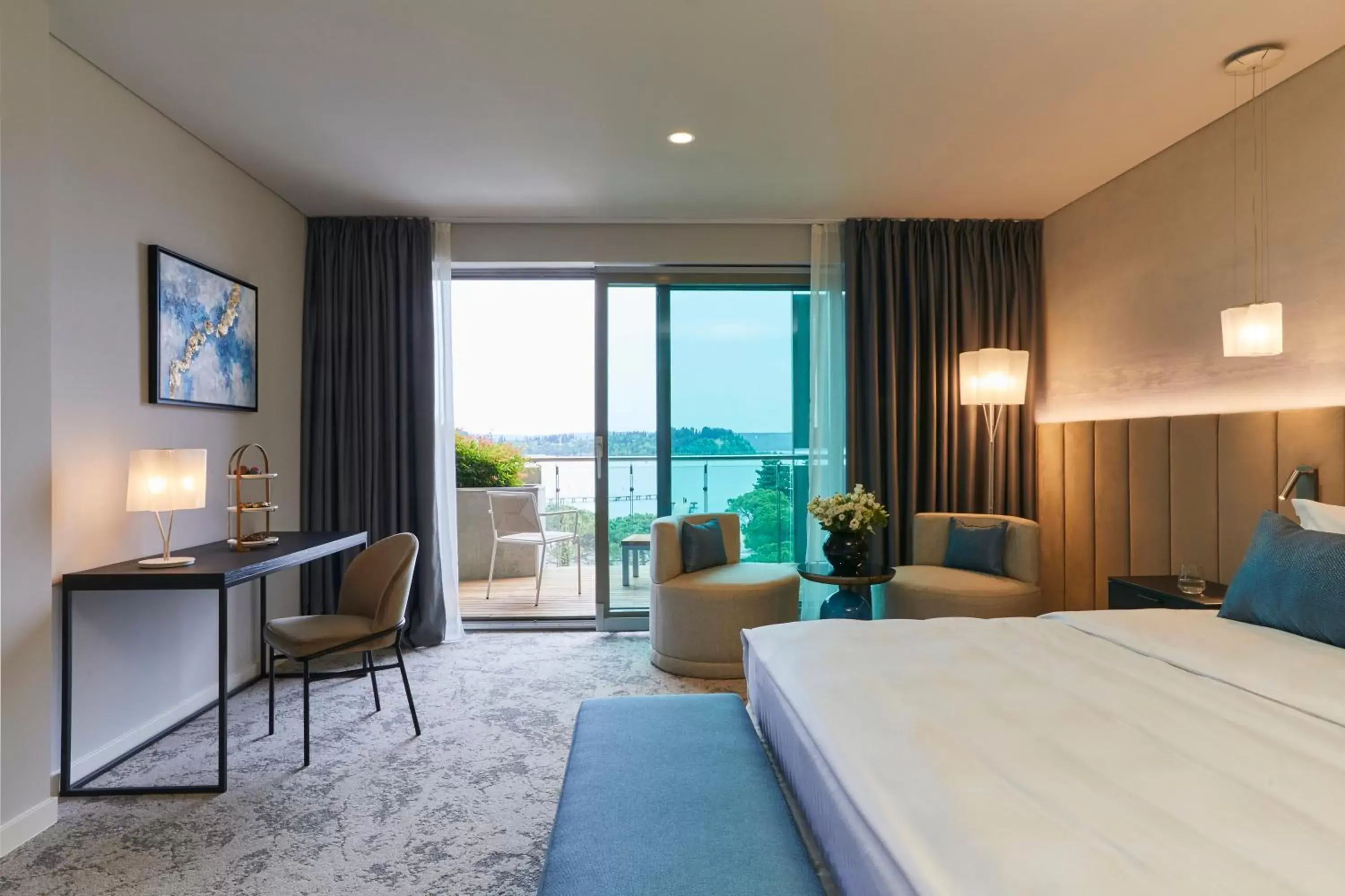 Deluxe Room Sea View in Hotel Kempinski Palace Portorož Deluxe Room Sea View in Hotel Kempinski Palace Portorož