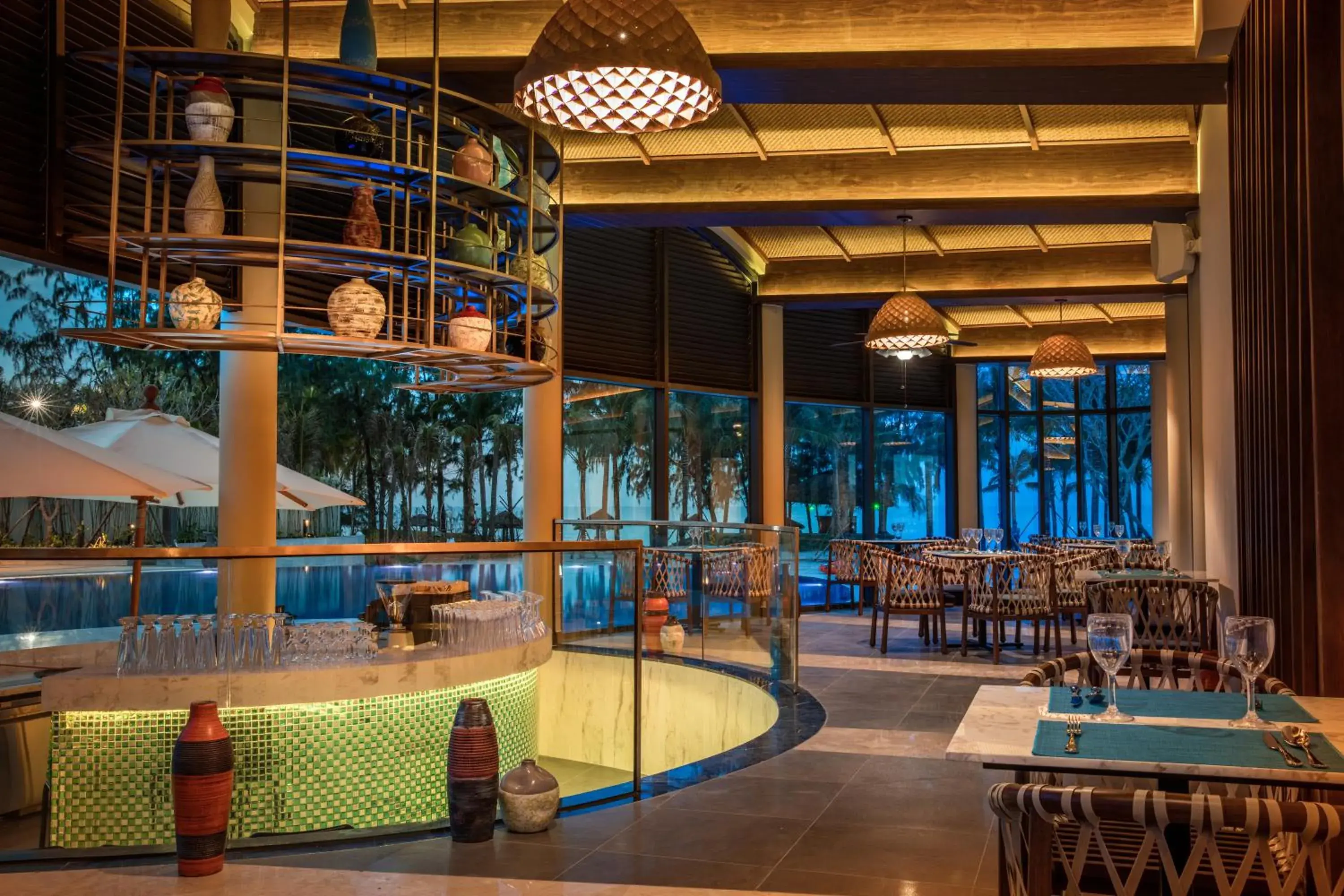 Lounge or bar in Best Western Premier Sonasea Phu Quoc