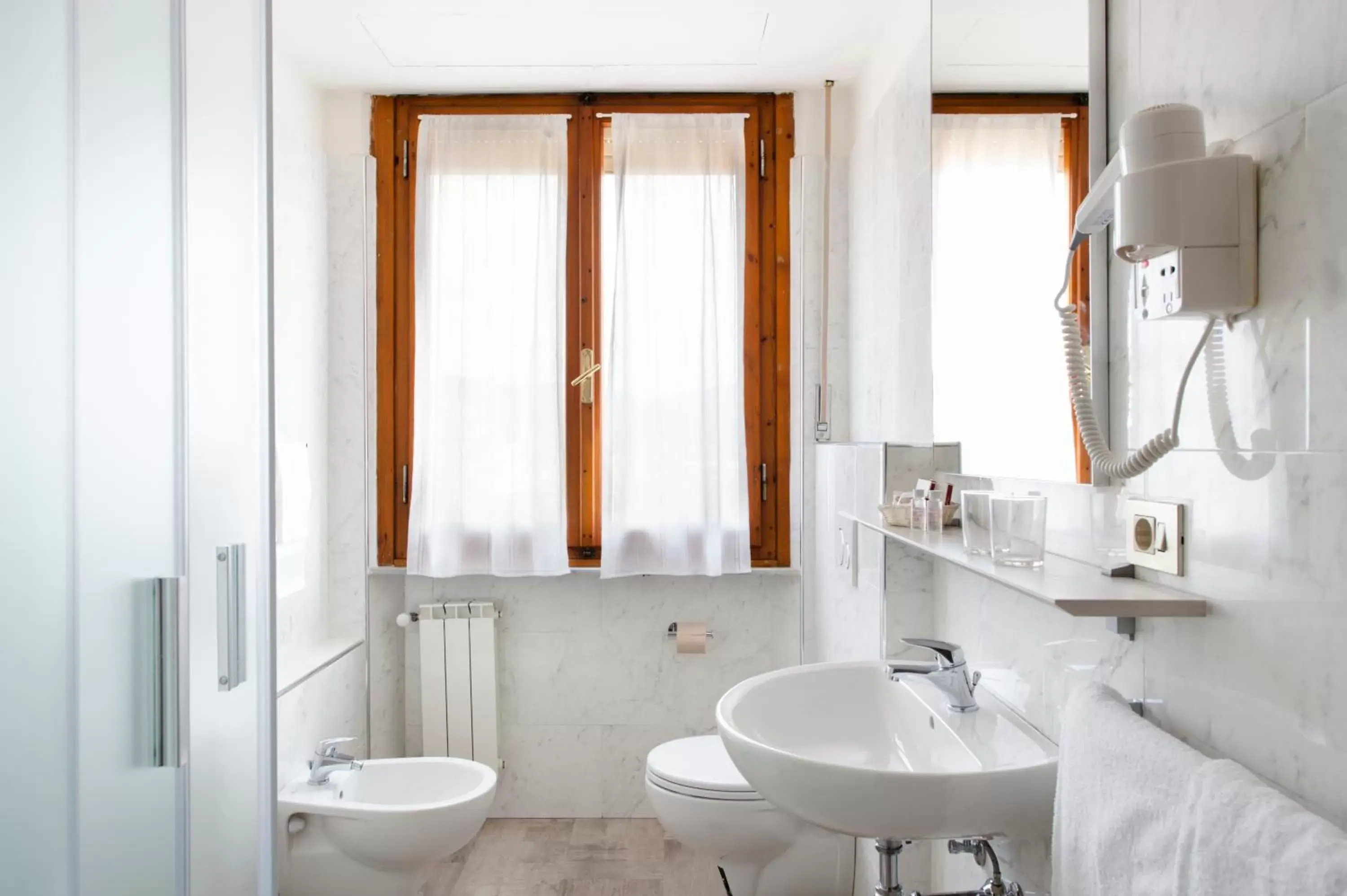 Bathroom in Hotel Ariston & Spa