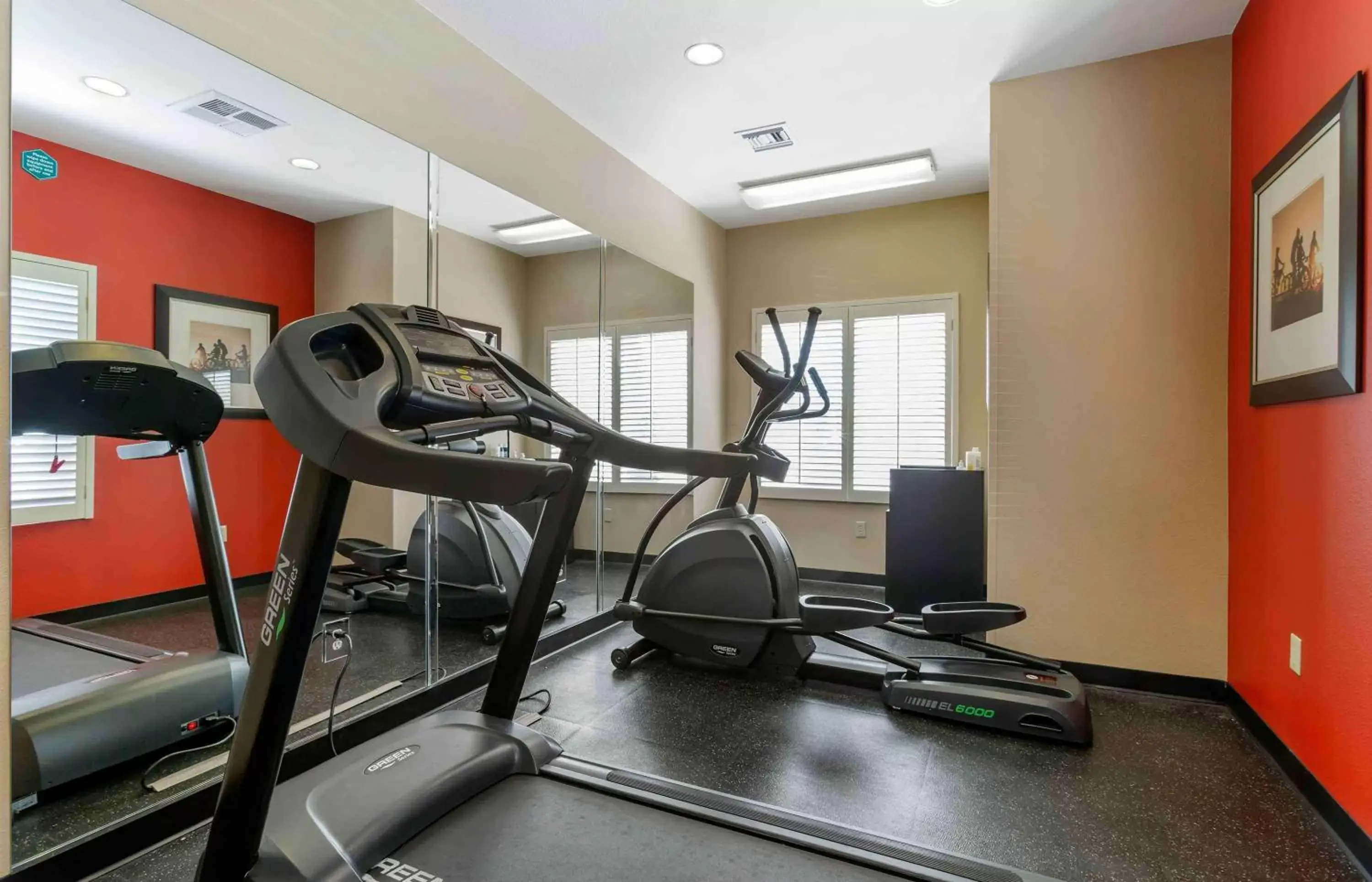 Fitness centre/facilities, Fitness Center/Facilities in Extended Stay America Suites - Phoenix - Airport - E Oak St