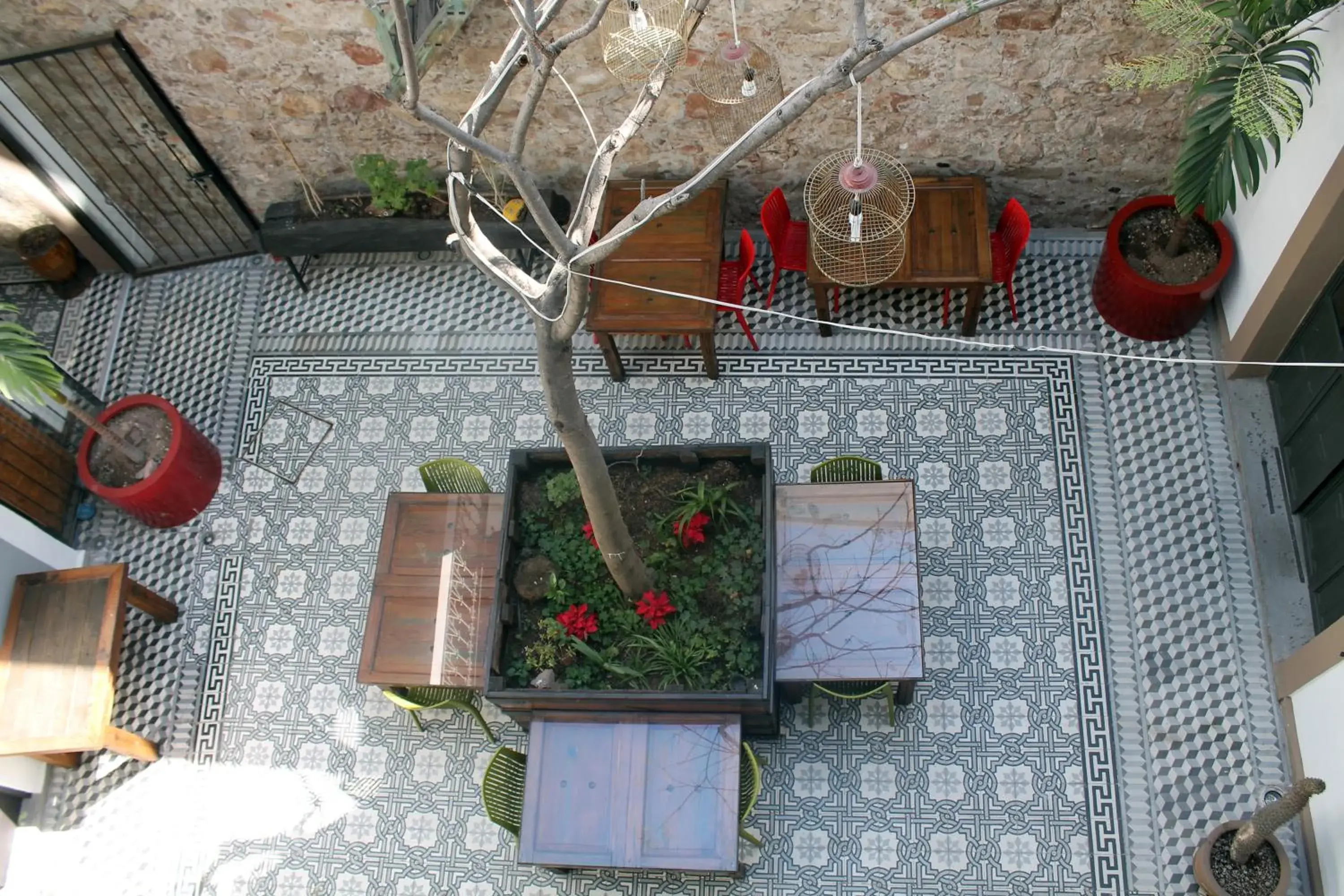 Patio in Kuku Ruku Hotel