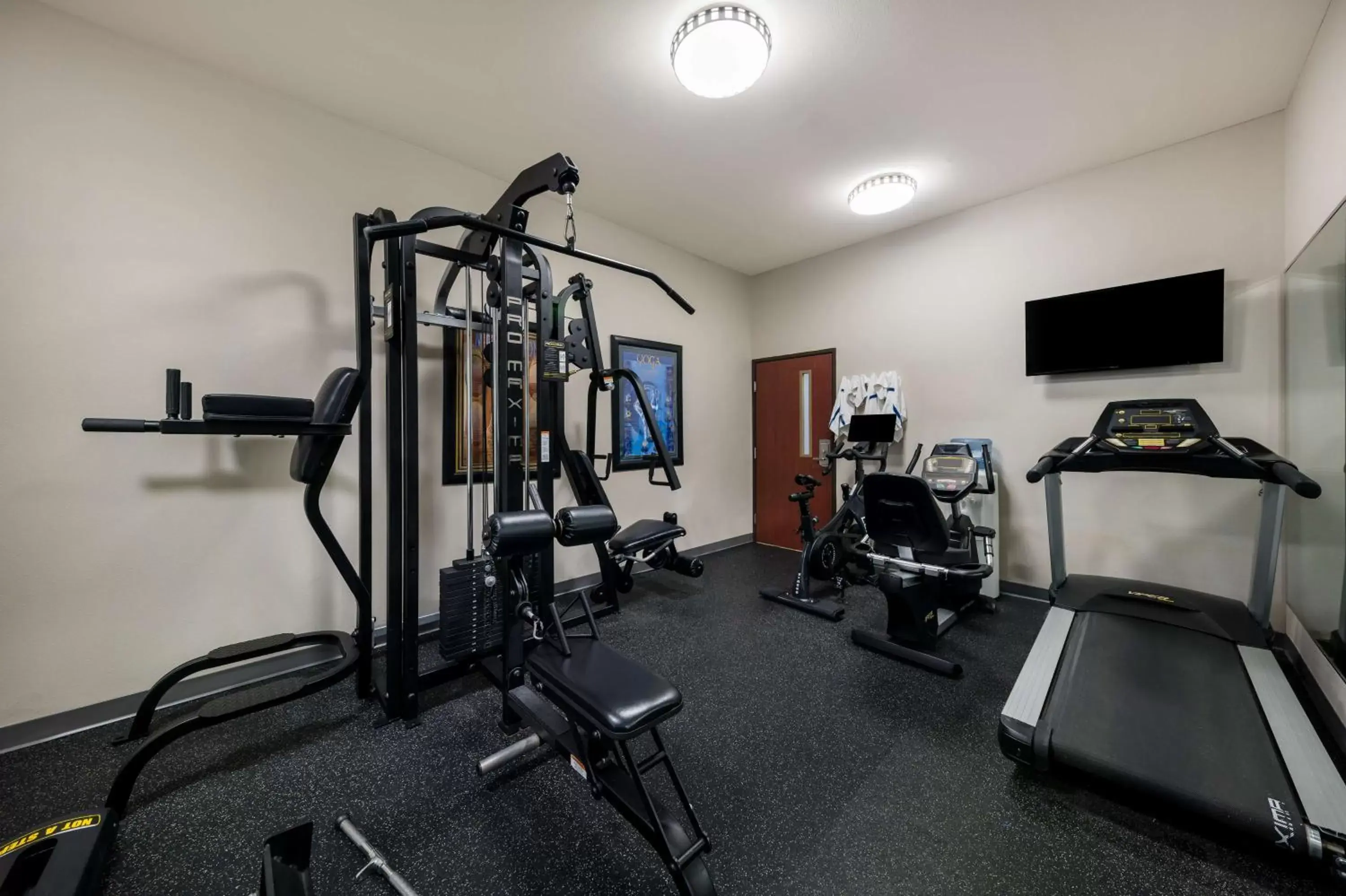 Fitness centre/facilities, Fitness Center/Facilities in Best Western Plus Lake Dallas Inn & Suites