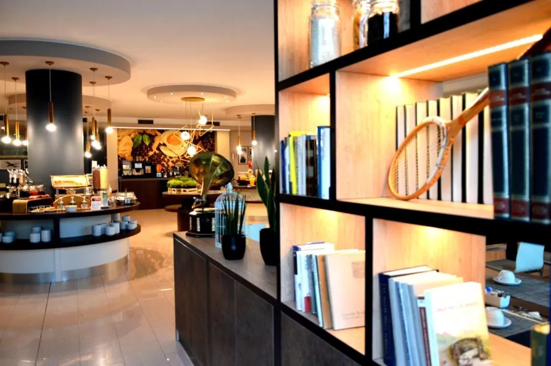 Lounge or bar in Best Western Plus Soave Hotel