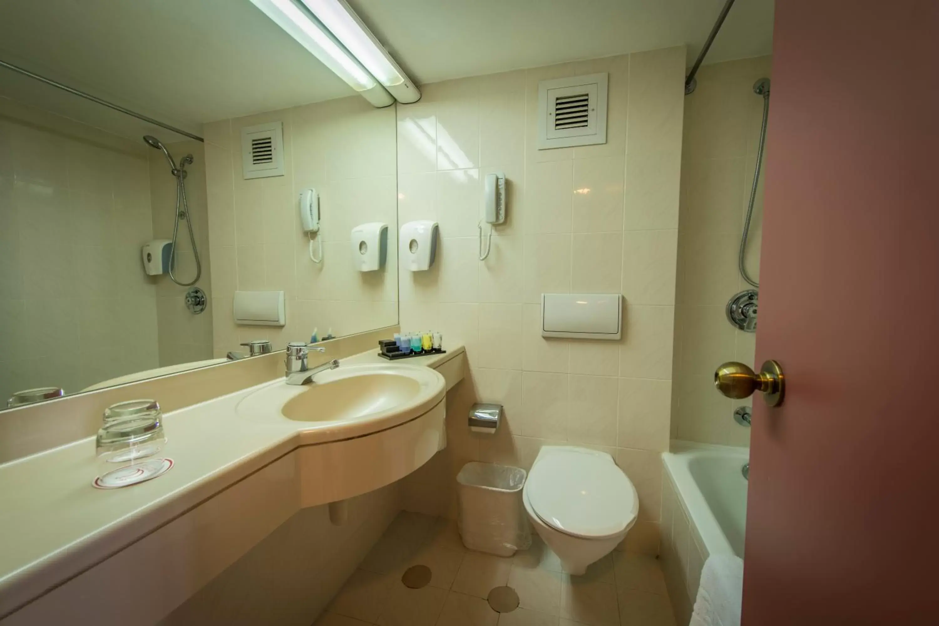 Bathroom in Shalom Jerusalem Hotel