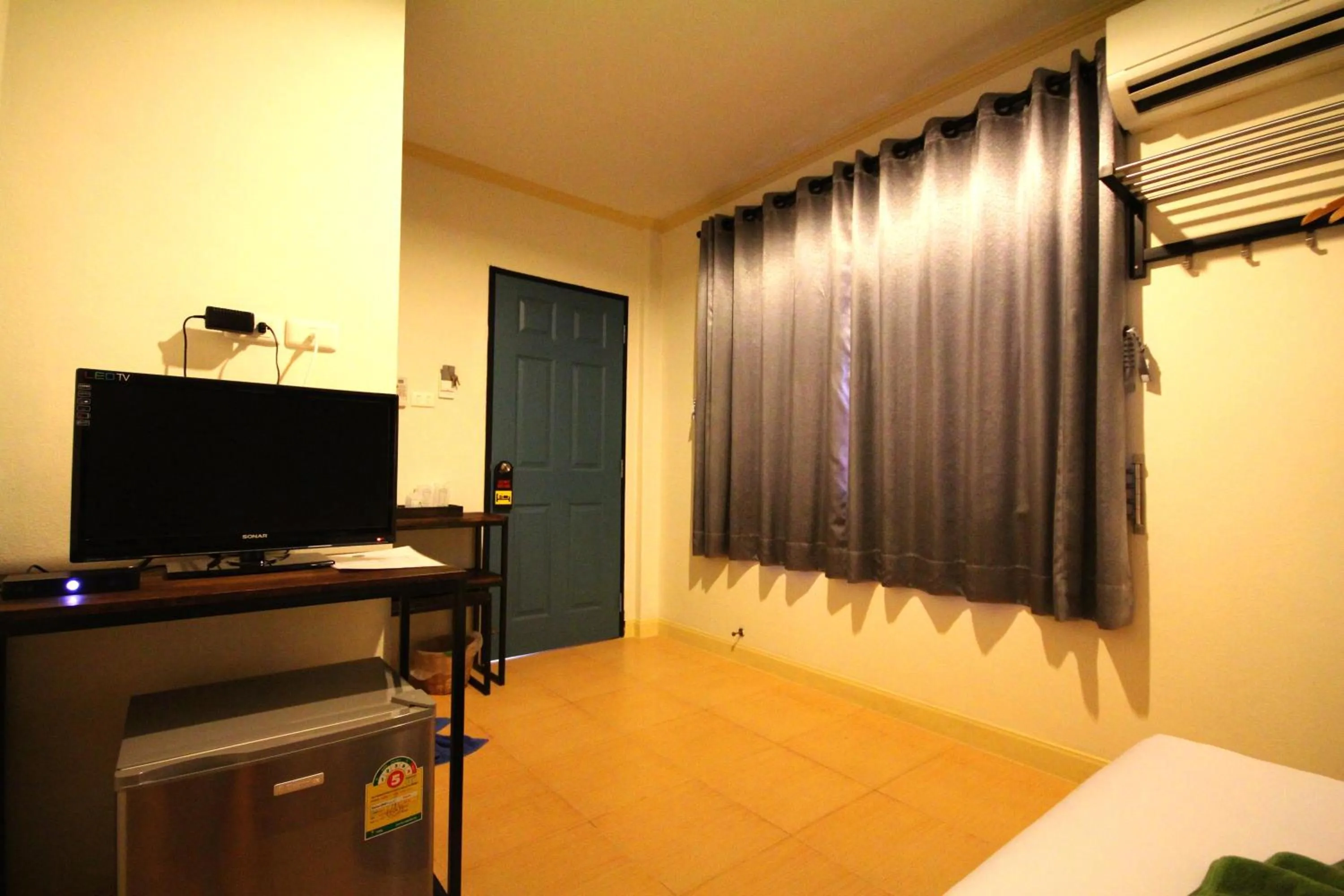 TV and multimedia, Bed in Lemonade Boutique Inn