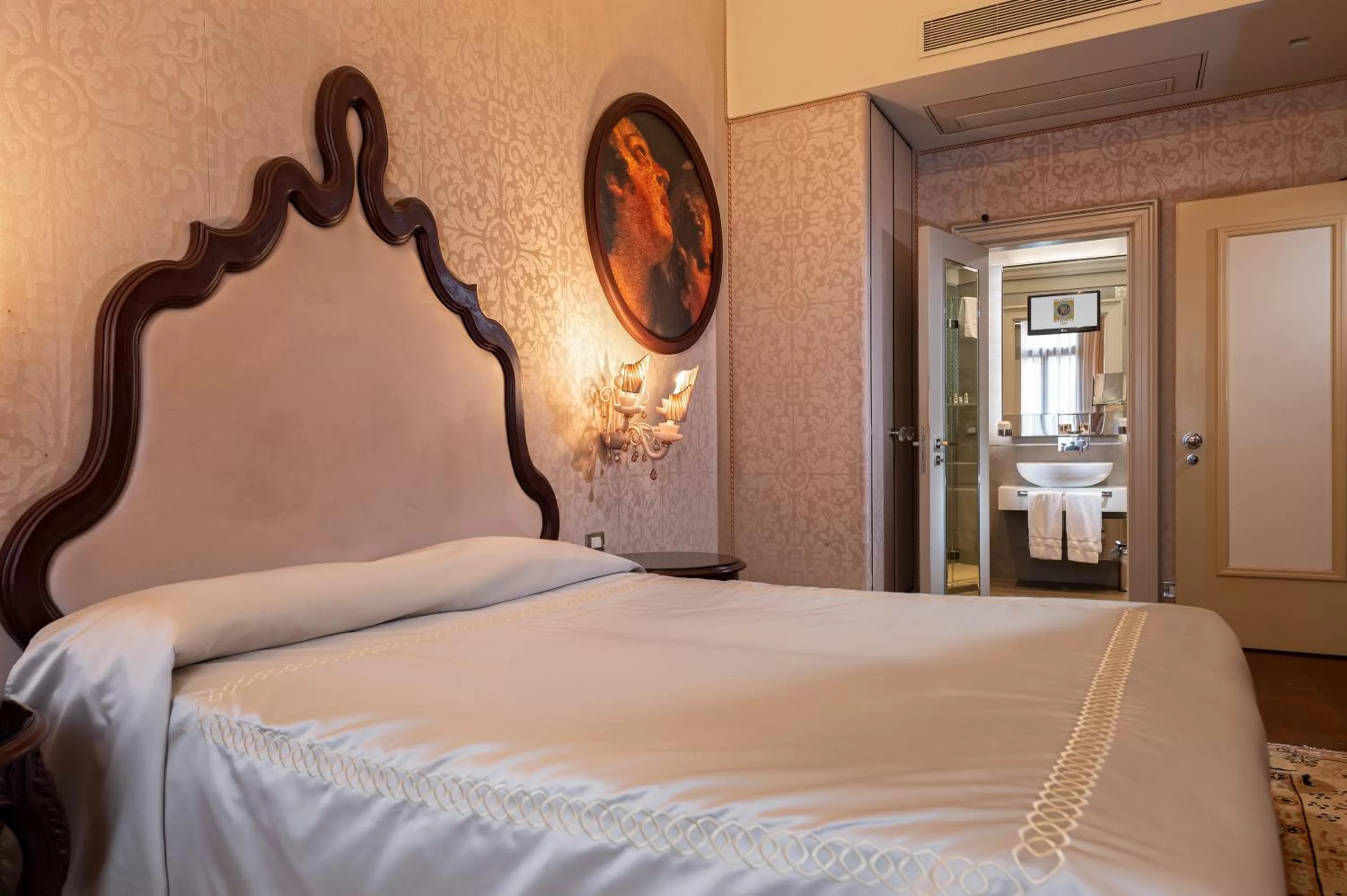 Bed in Hotel Palazzetto Madonna