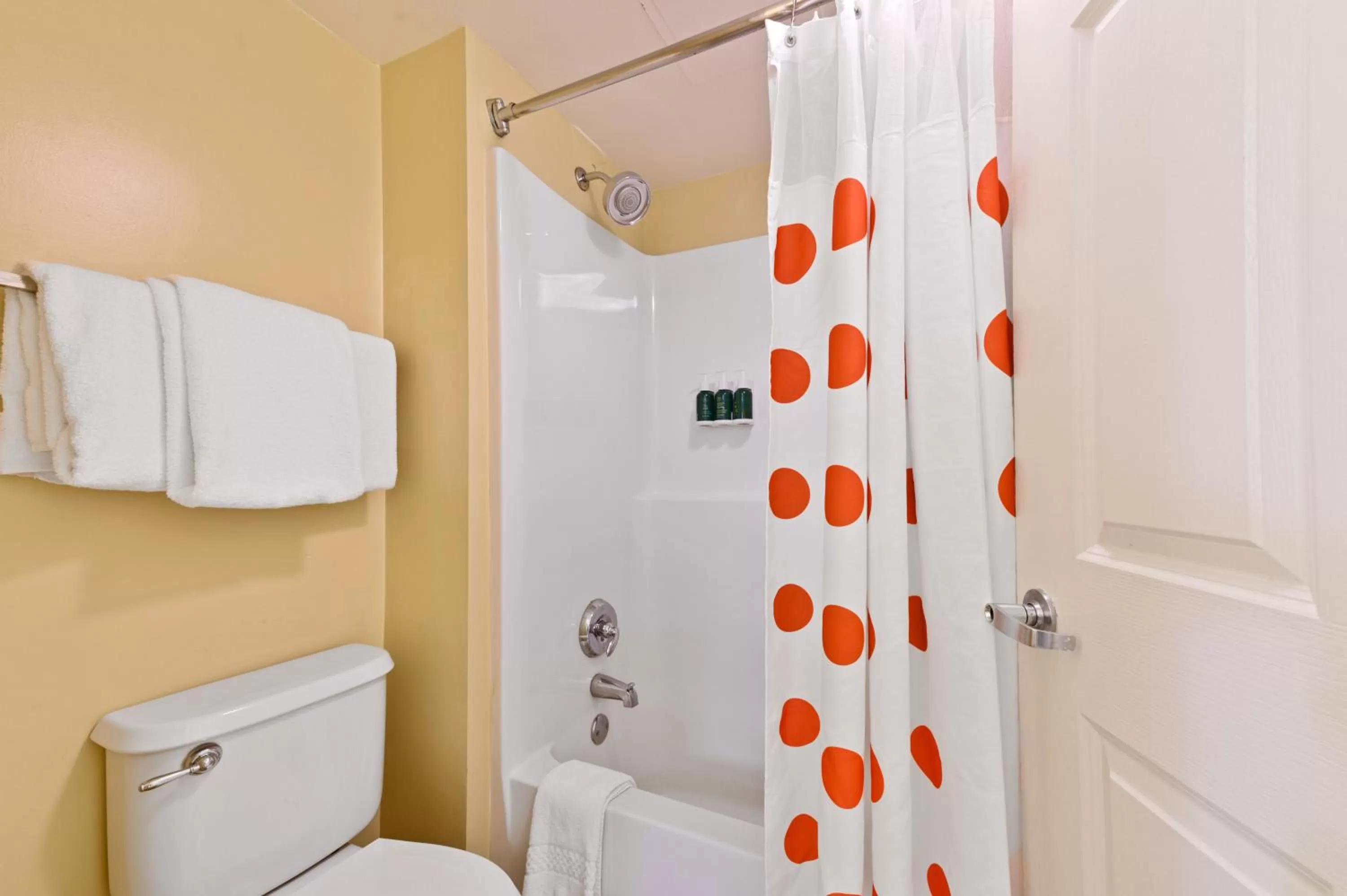 Shower in Extended Stay America Suites - Atlanta - Norcross - Peachtree Corners