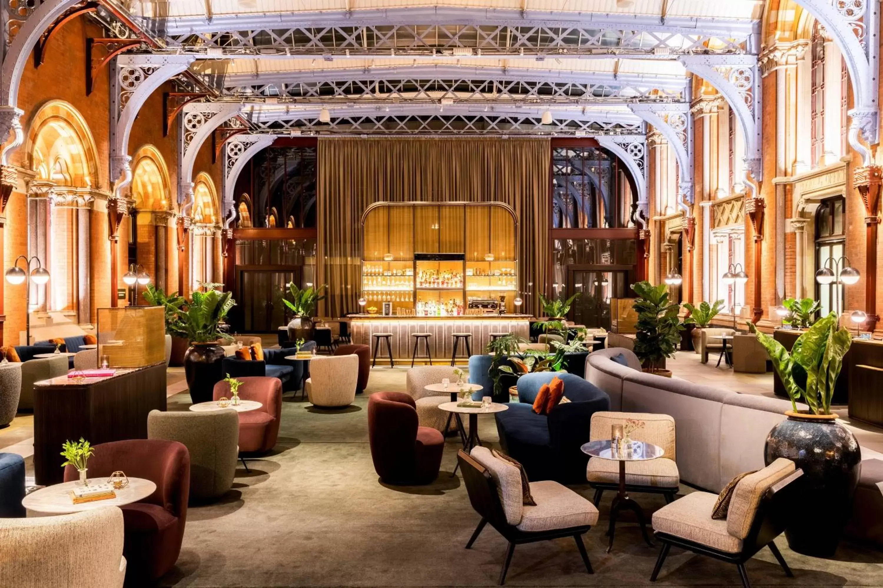 Restaurant/places to eat in St. Pancras Renaissance Hotel London