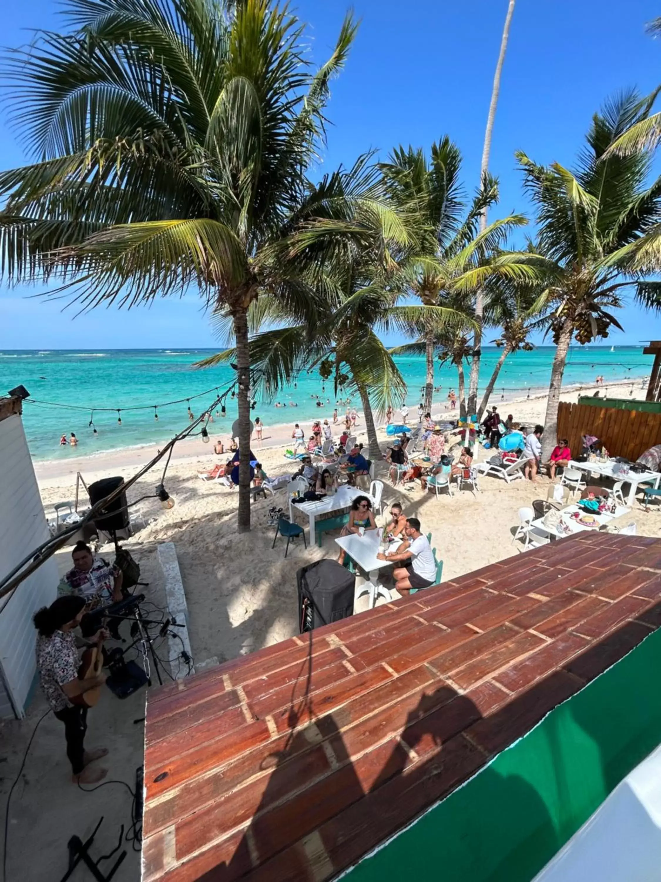 Restaurant/places to eat, Beach in Green Coast Beach Hotel