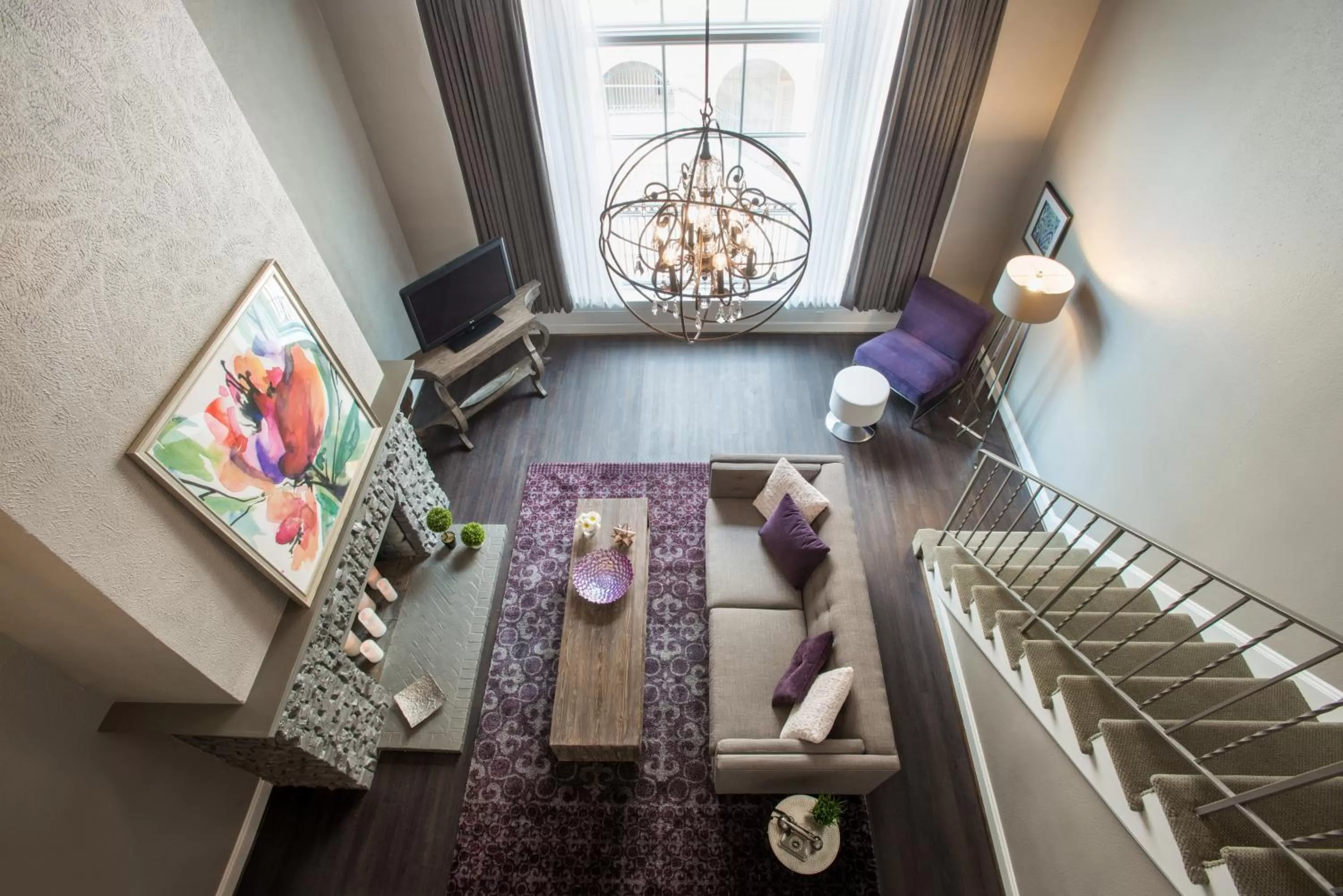 Living room in Magnolia Hotel Omaha