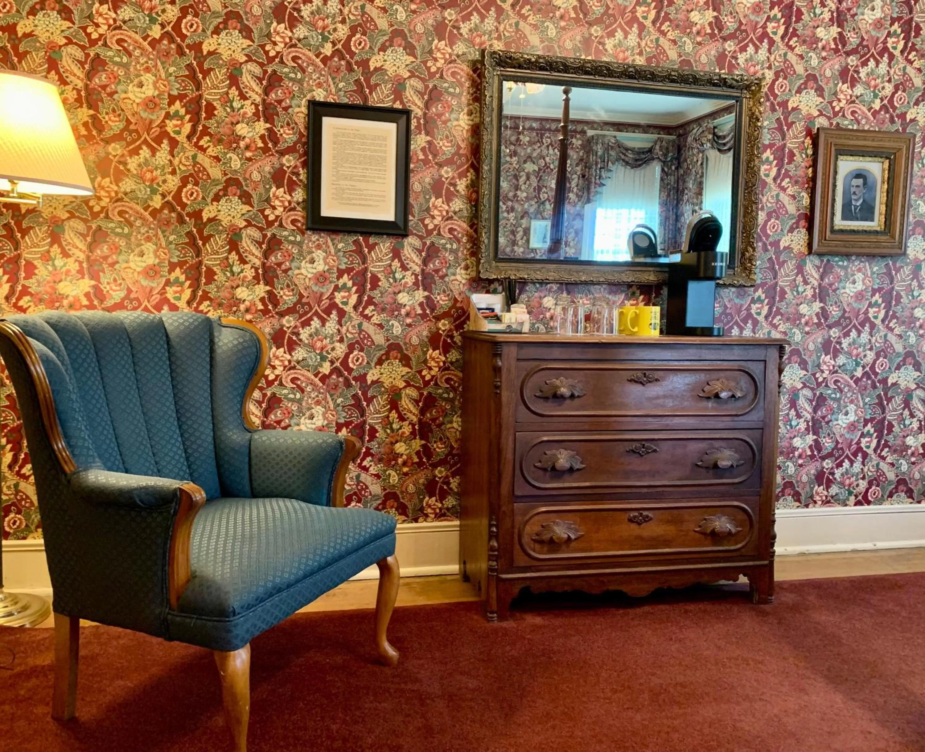 Area and facilities, Seating Area in Walnut Street Inn