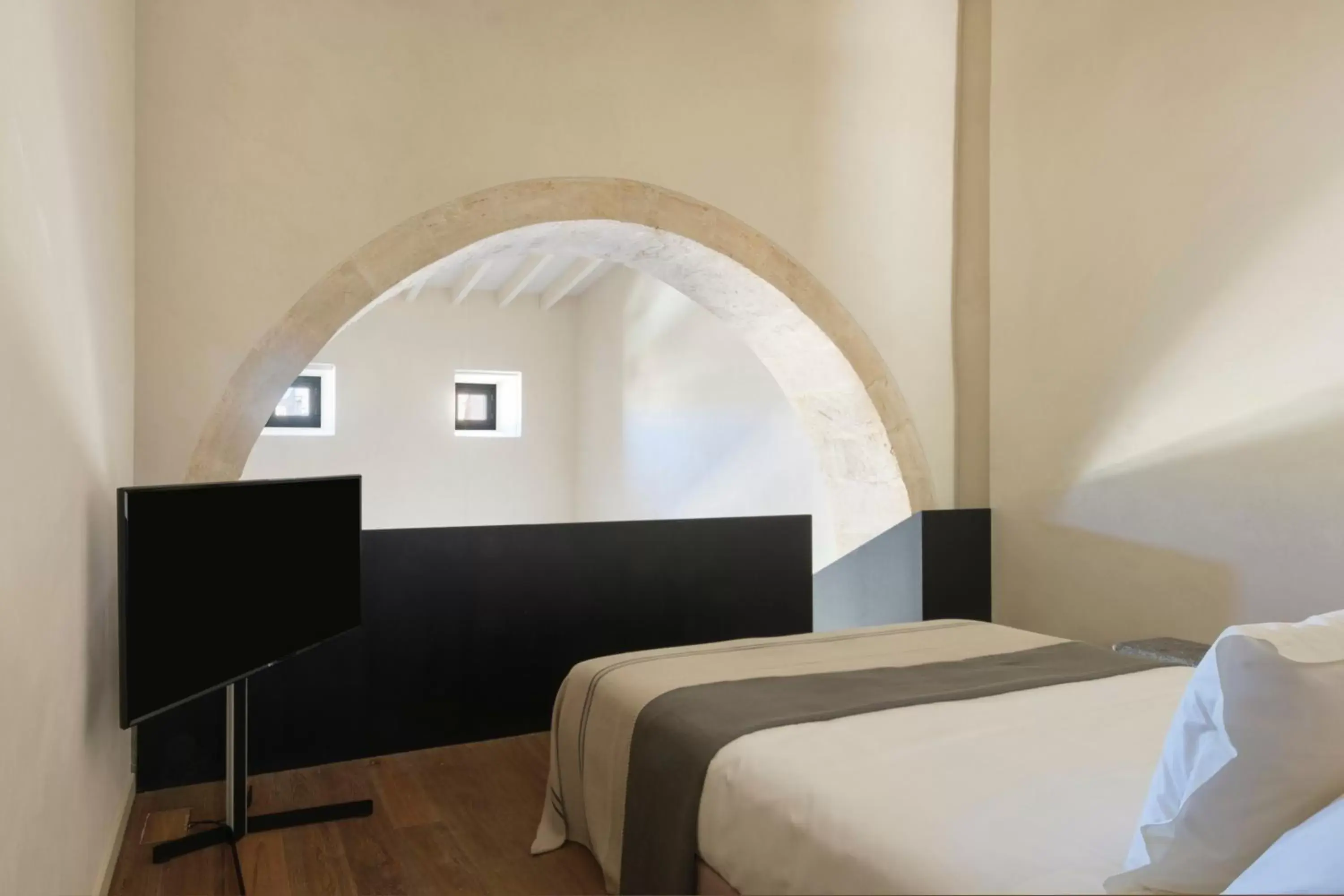 Communal lounge/ TV room, Bed in Can Ferrereta