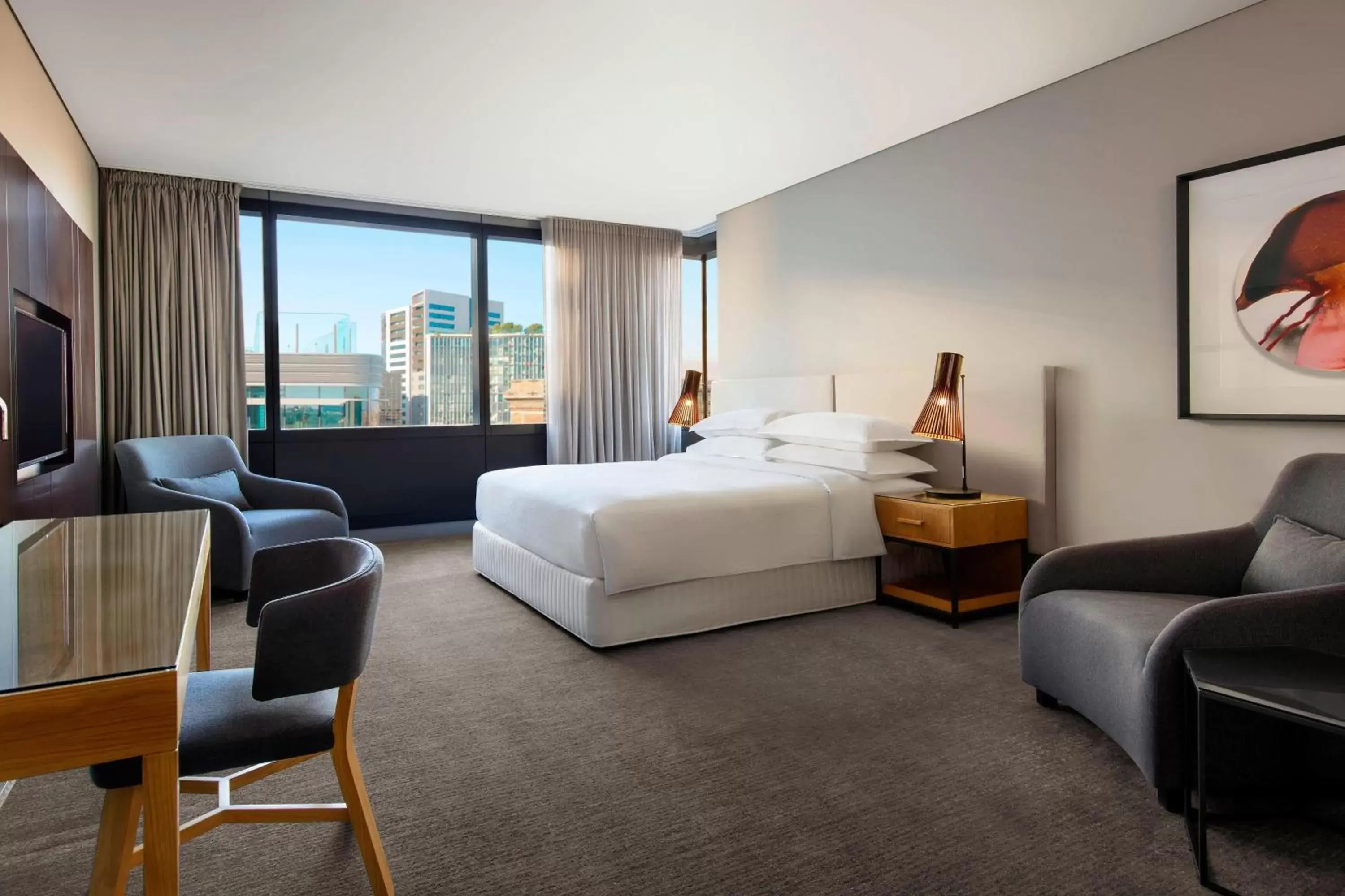 Photo of the whole room in Four Points by Sheraton Sydney, Central Park