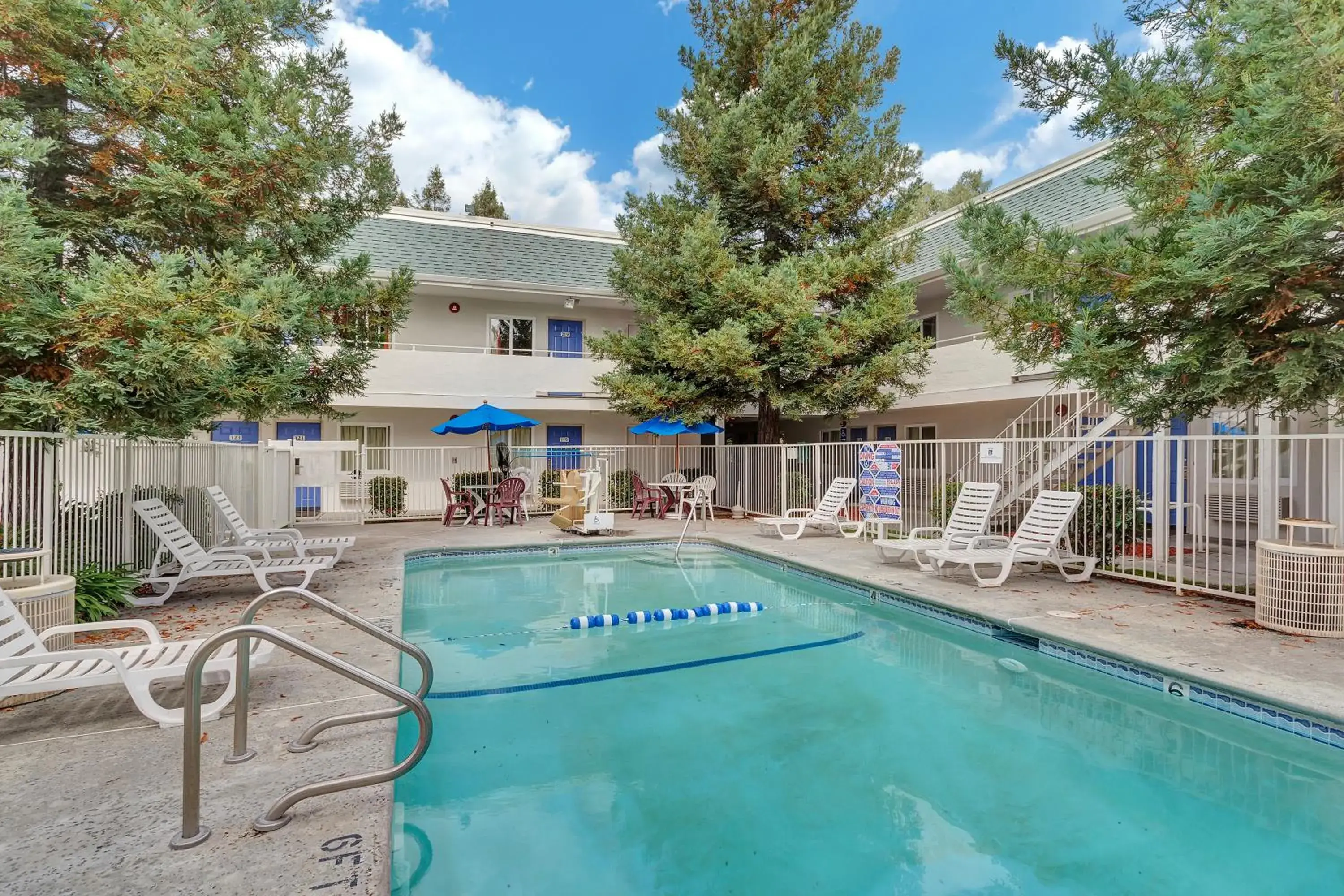 Swimming Pool in Motel 6-Rohnert Park, CA