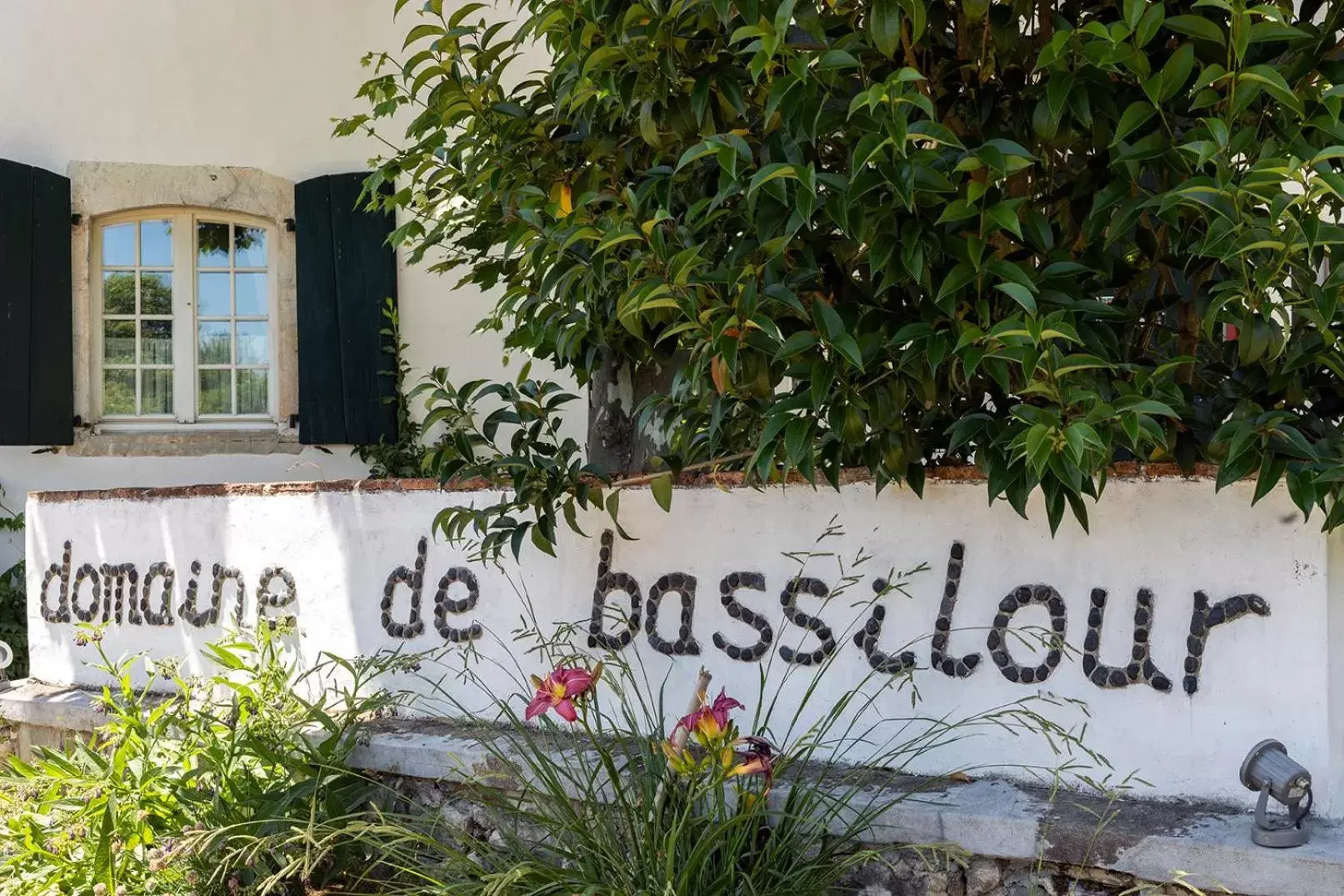 Facade/entrance, Property Logo/Sign in Domaine de Bassilour