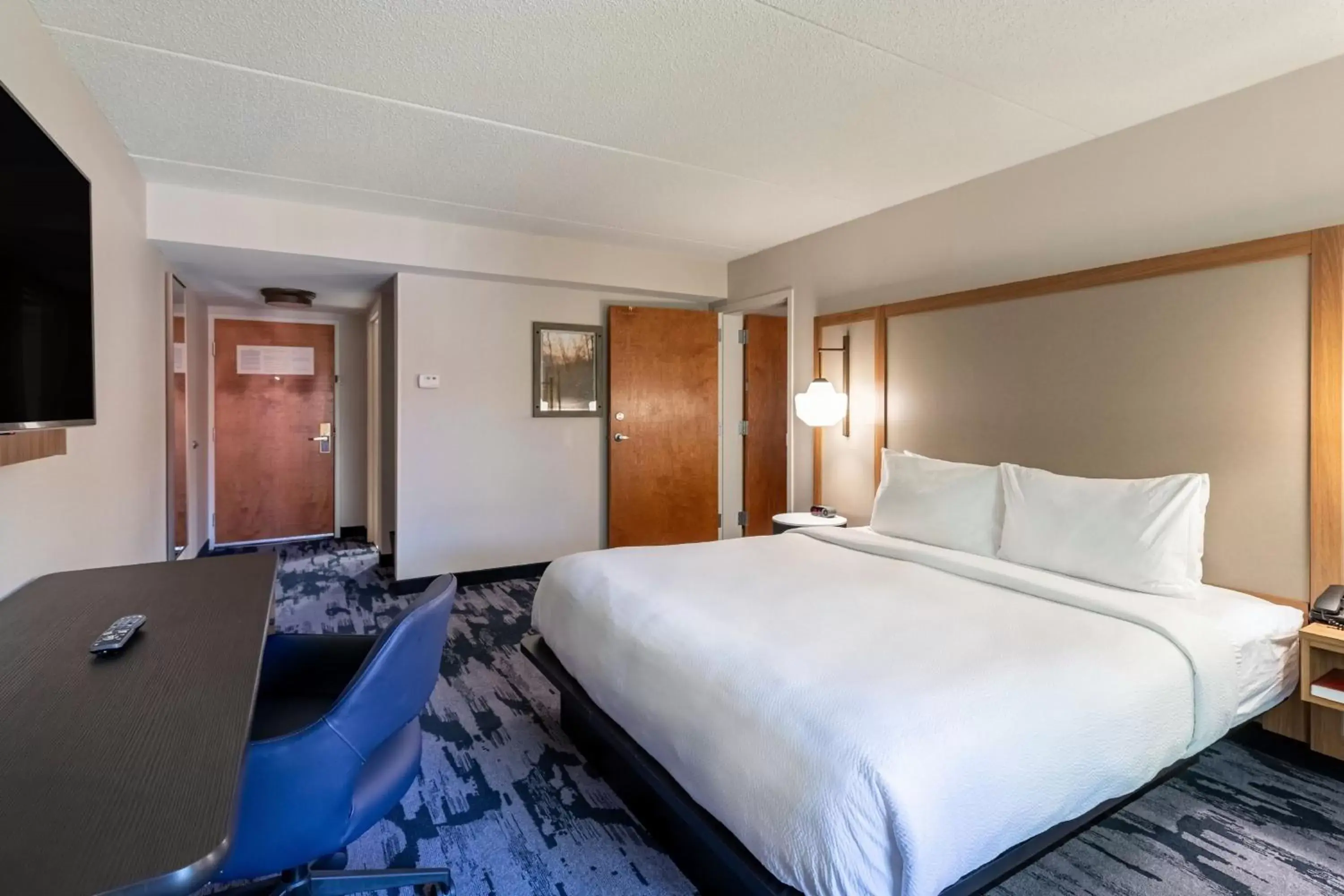 Bedroom, Bed in Fairfield Inn by Marriott Evansville West