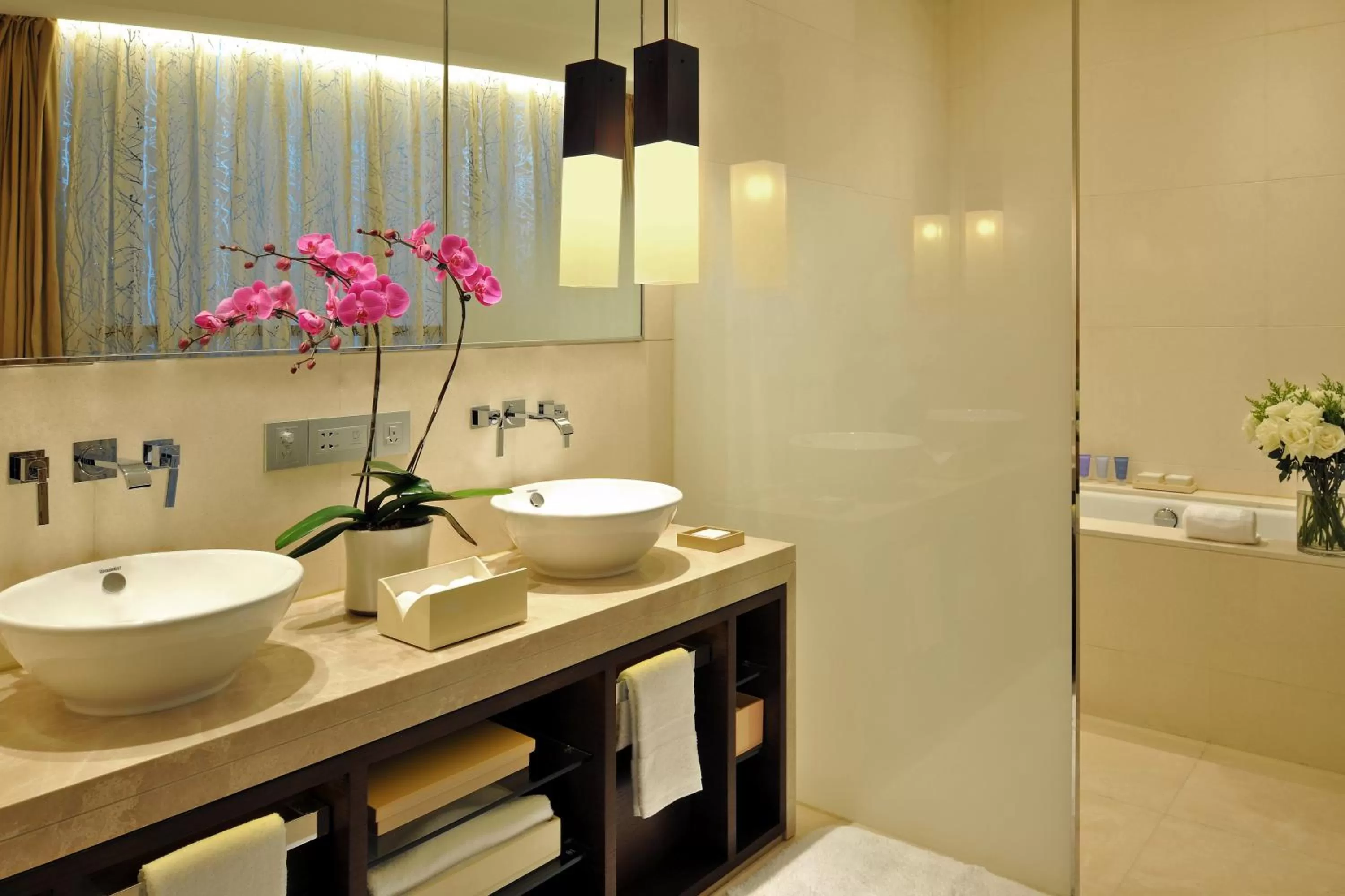 Bathroom in Himalayas Hotel Shanghai