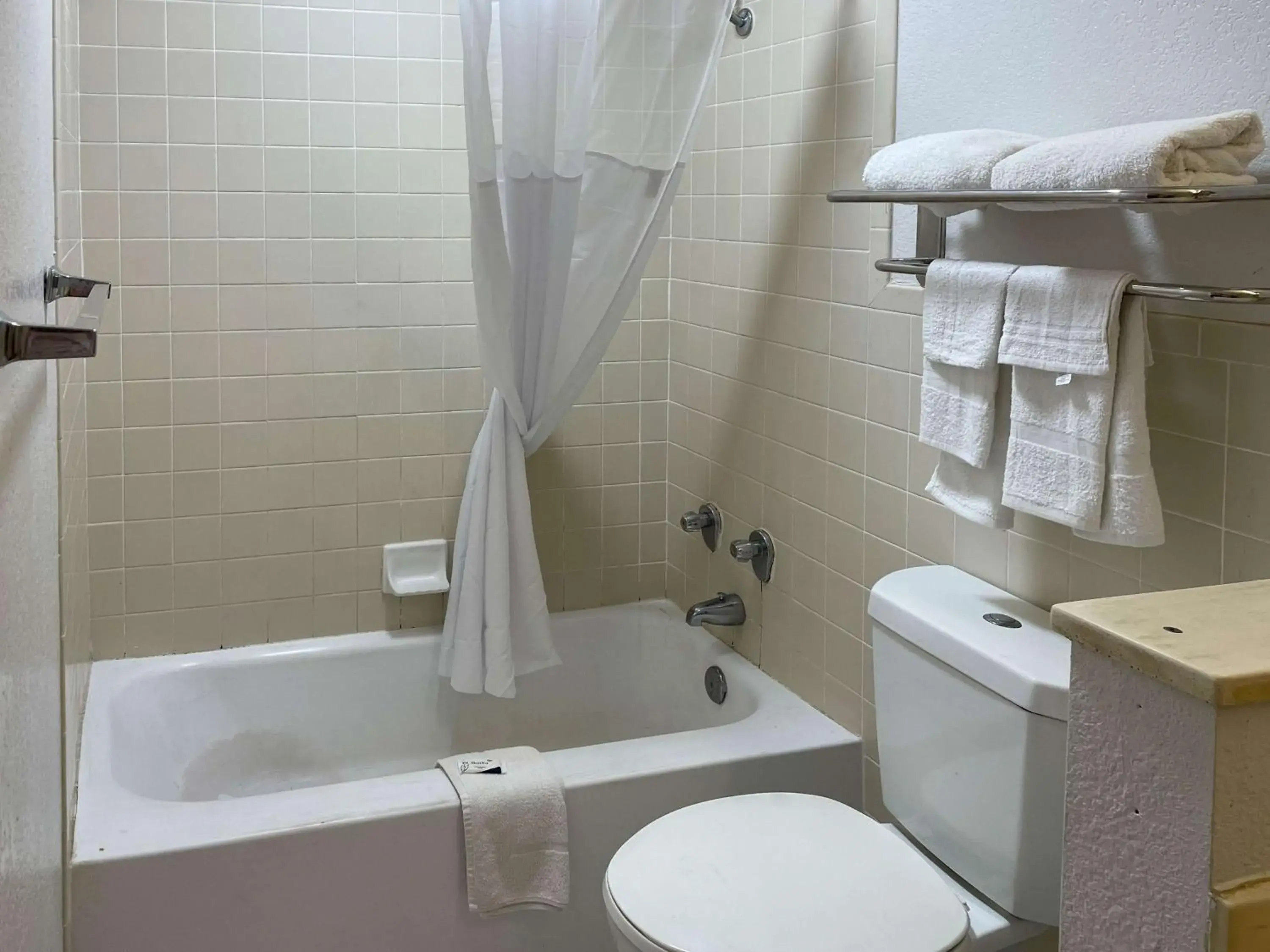 Bathroom in Motel 6 Opelika, AL