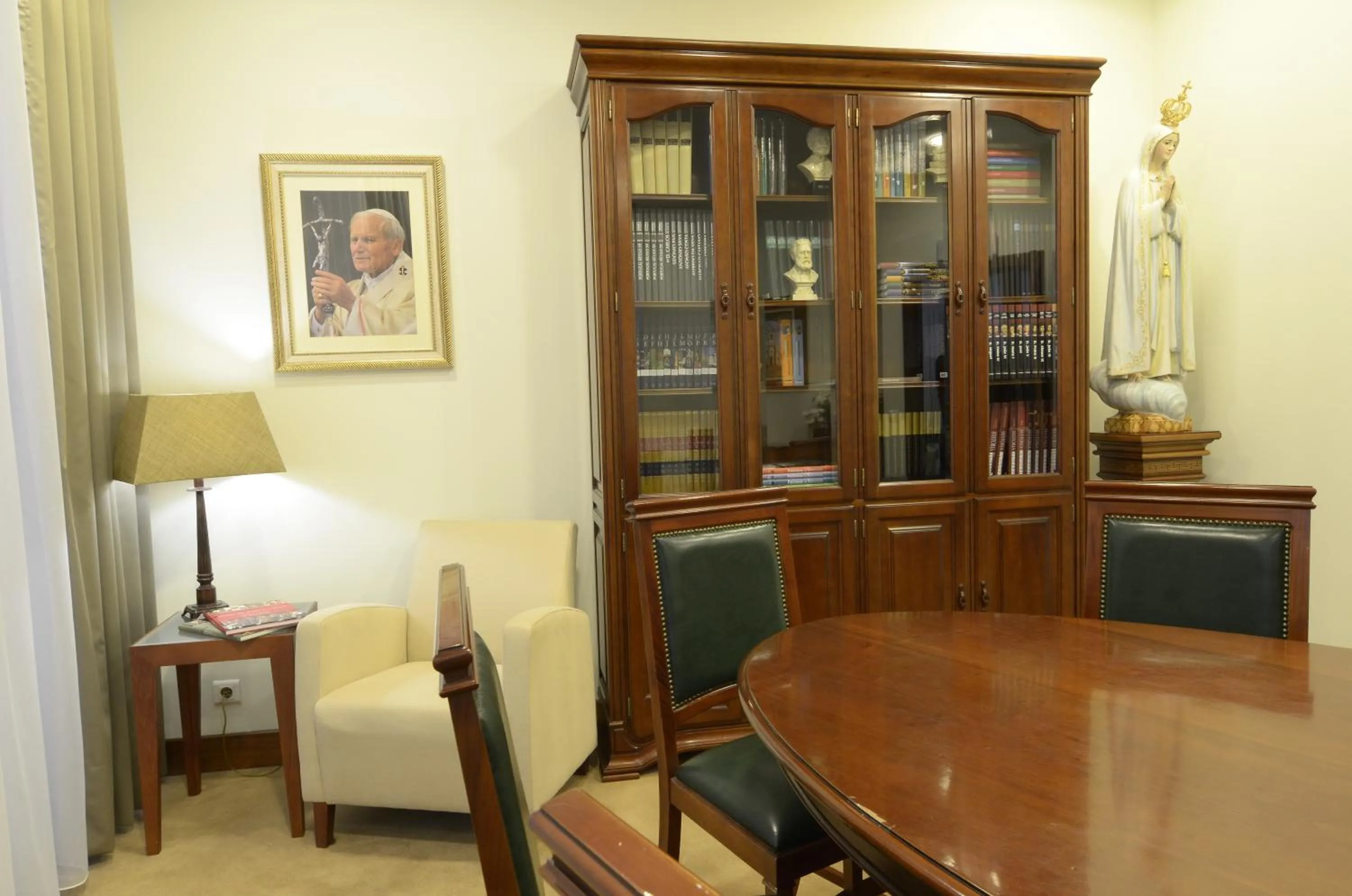 Seating area in Hotel Cinquentenario & Conference Center