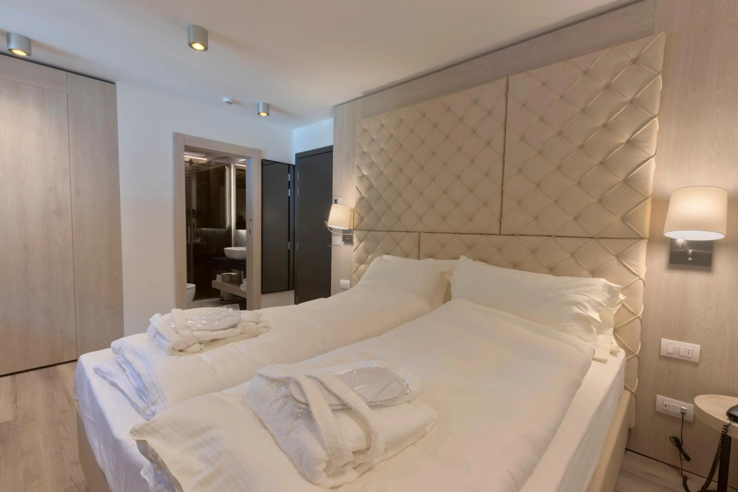 Bed in Hotel Rosengarten