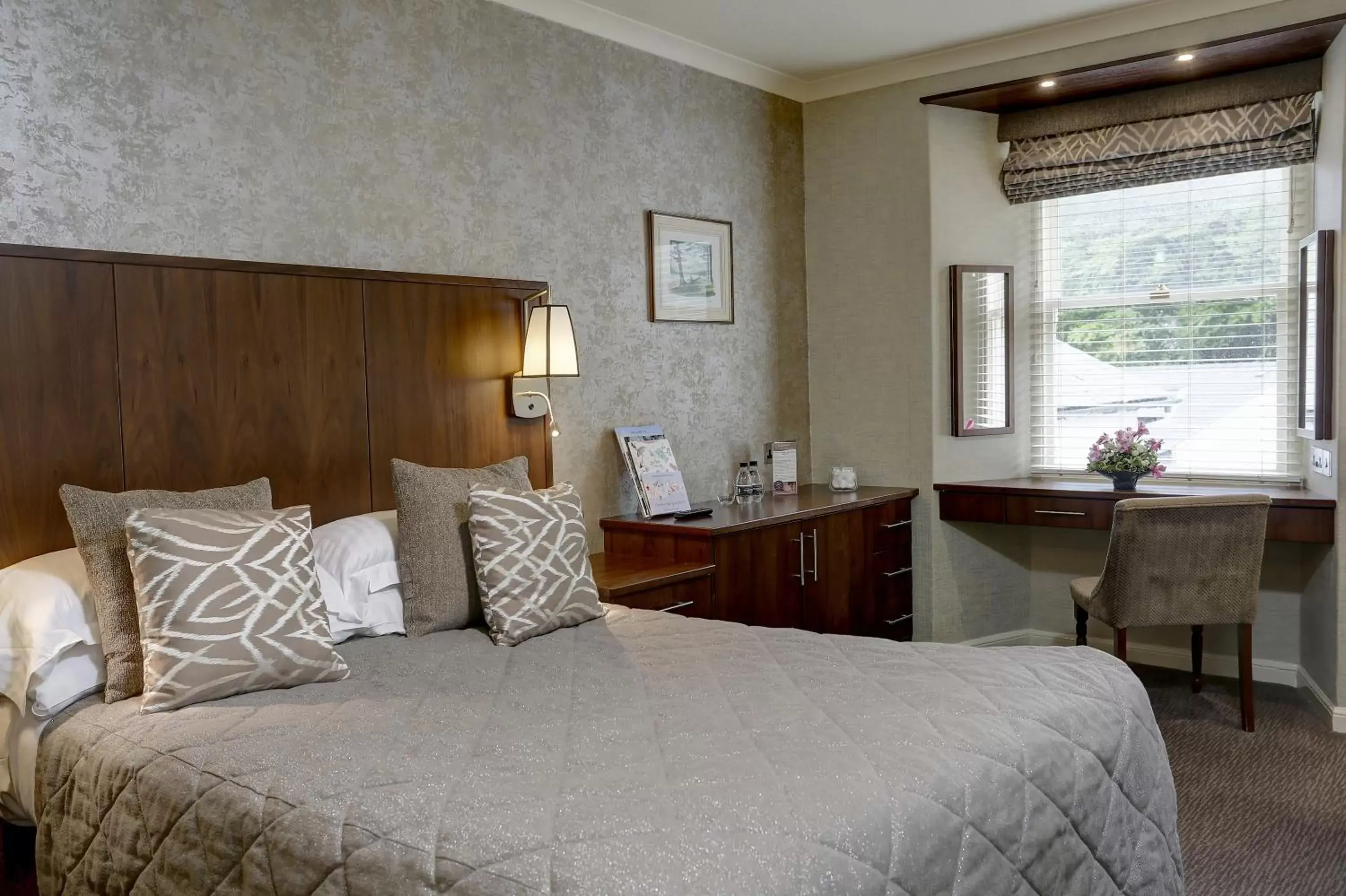 Photo of the whole room, Room Photo in Ambleside Salutation Hotel & Spa, World Hotel Distinctive