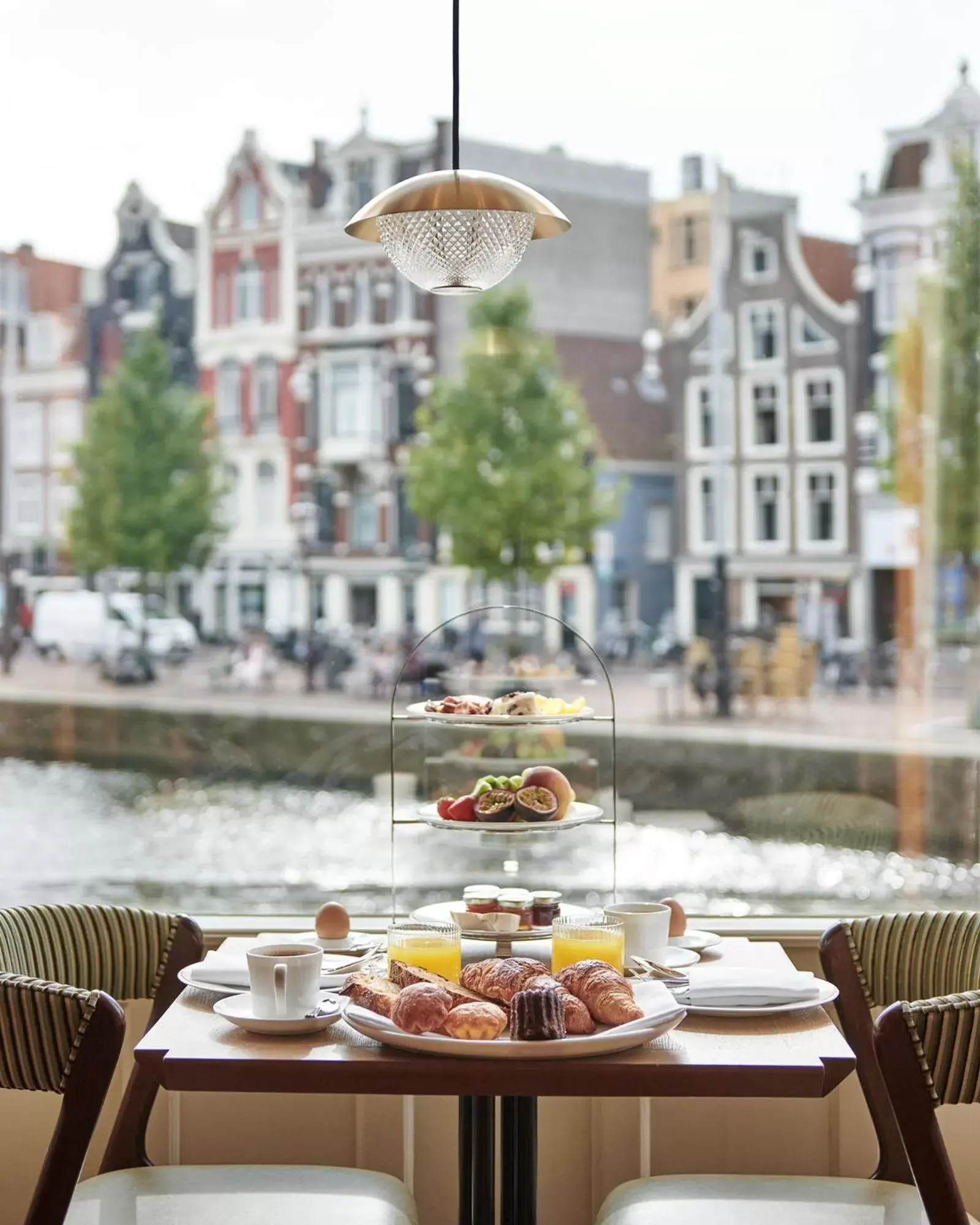 Breakfast in De L’Europe Amsterdam – The Leading Hotels of the World