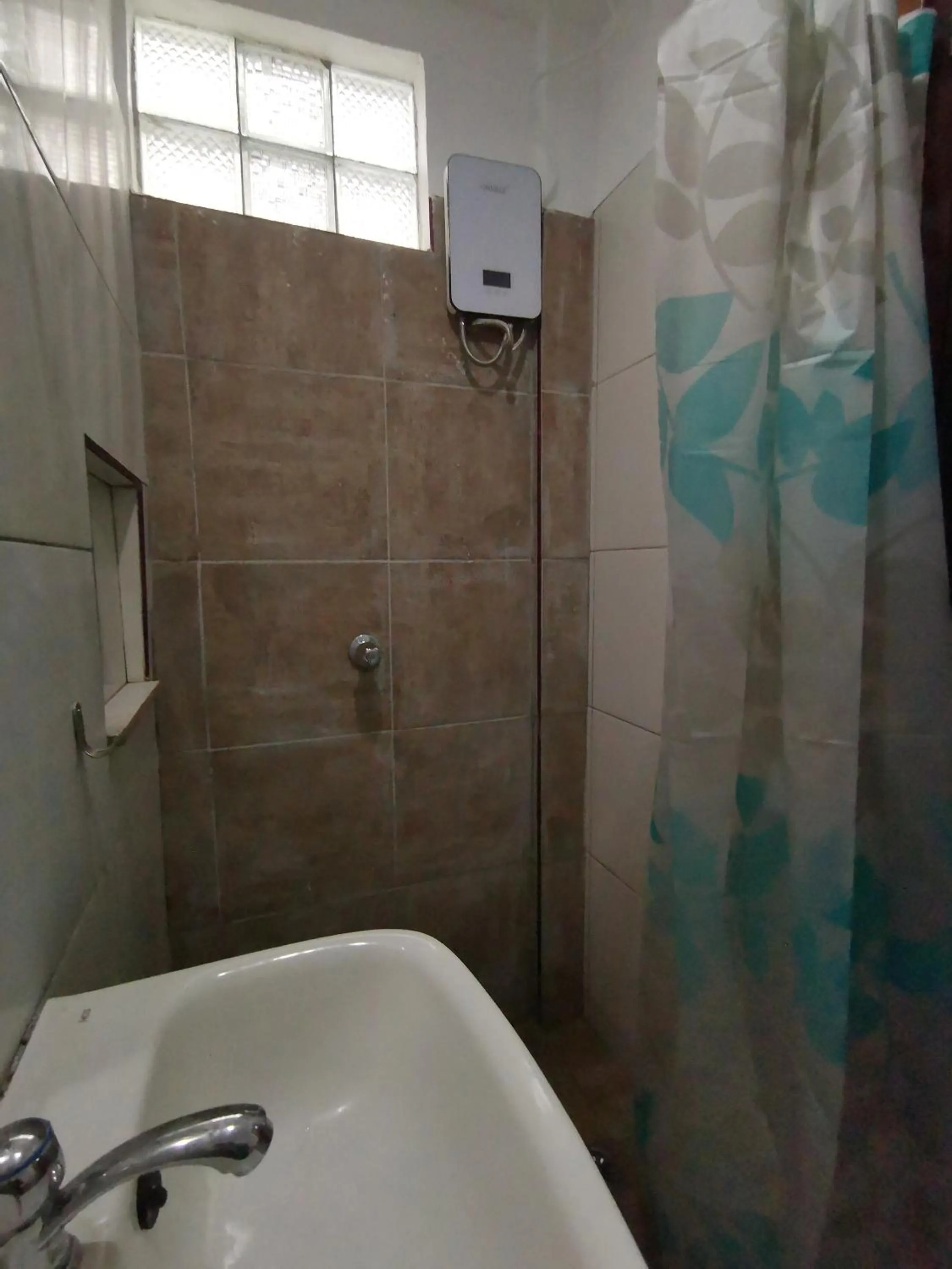 Bathroom in One Hostel - El Nido