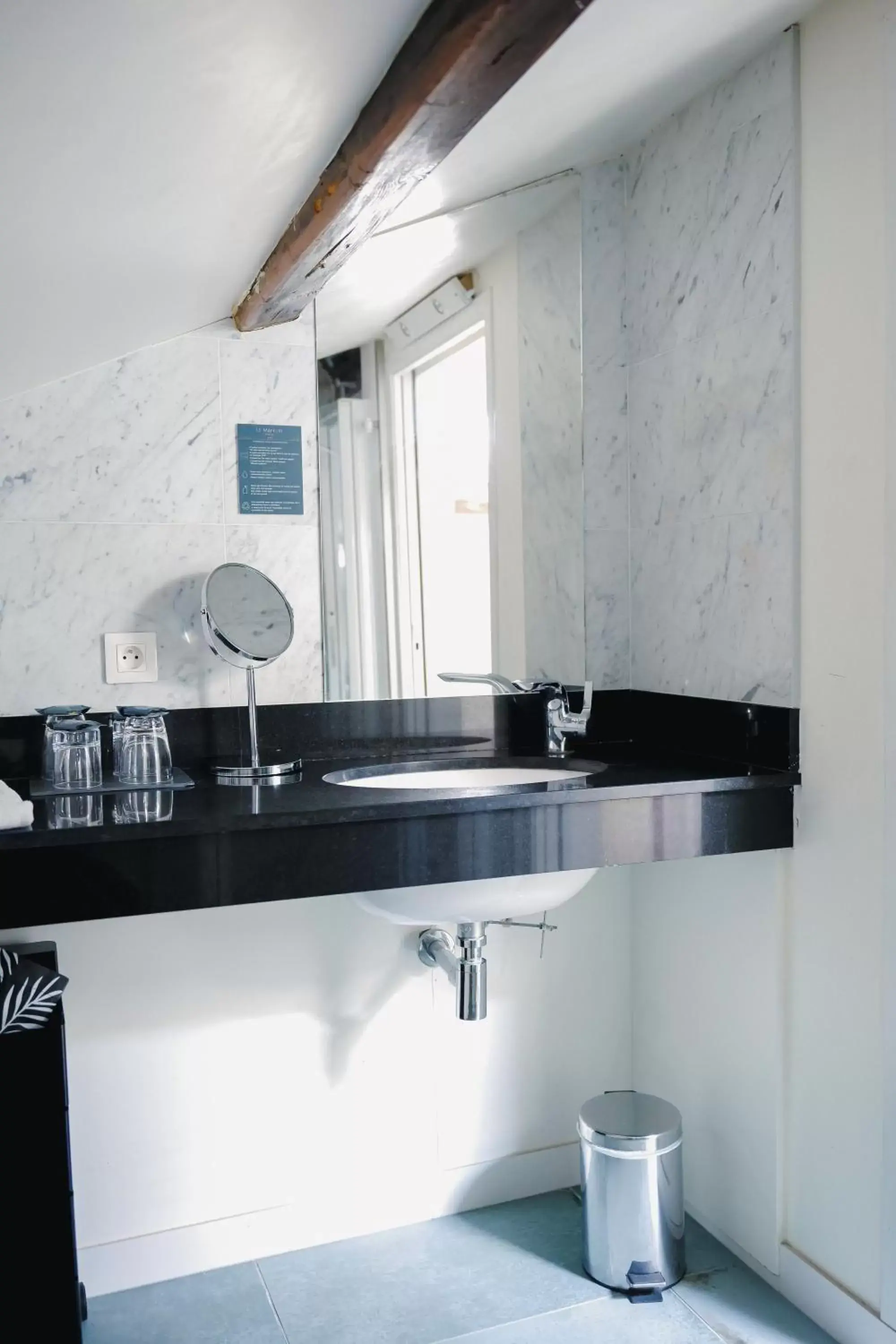 Bathroom in Le Manoir Hôtel