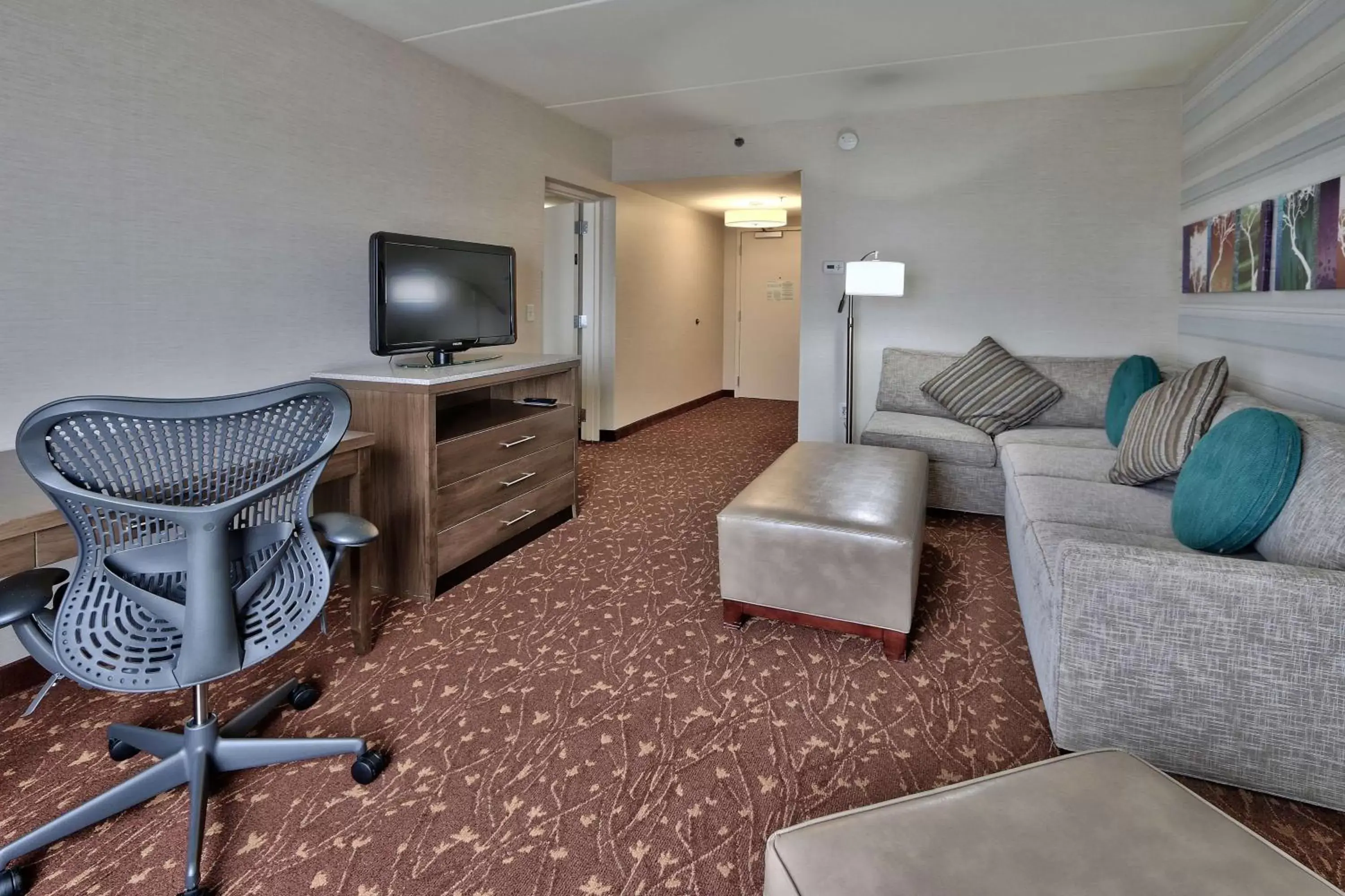 Bedroom, Seating Area in Hilton Garden Inn Albuquerque Airport