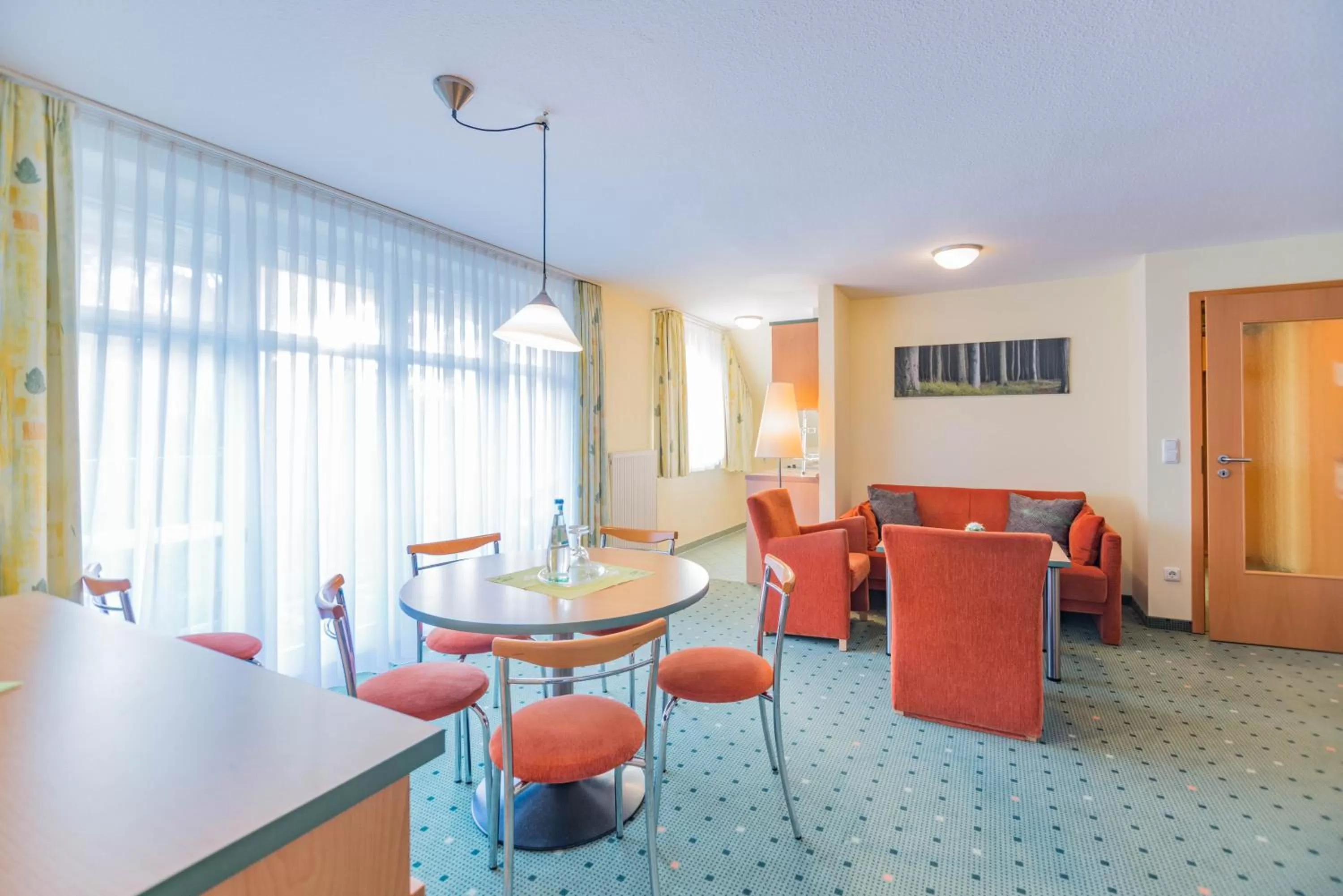 Photo of the whole room in Am Weststrand Apartmenthaus Waldeck