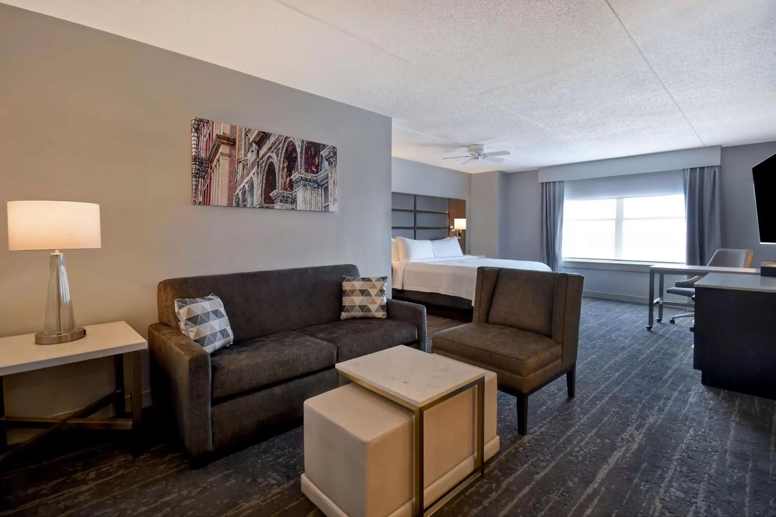 Living room, Seating Area in Homewood Suites by Hilton Philadelphia-City Avenue