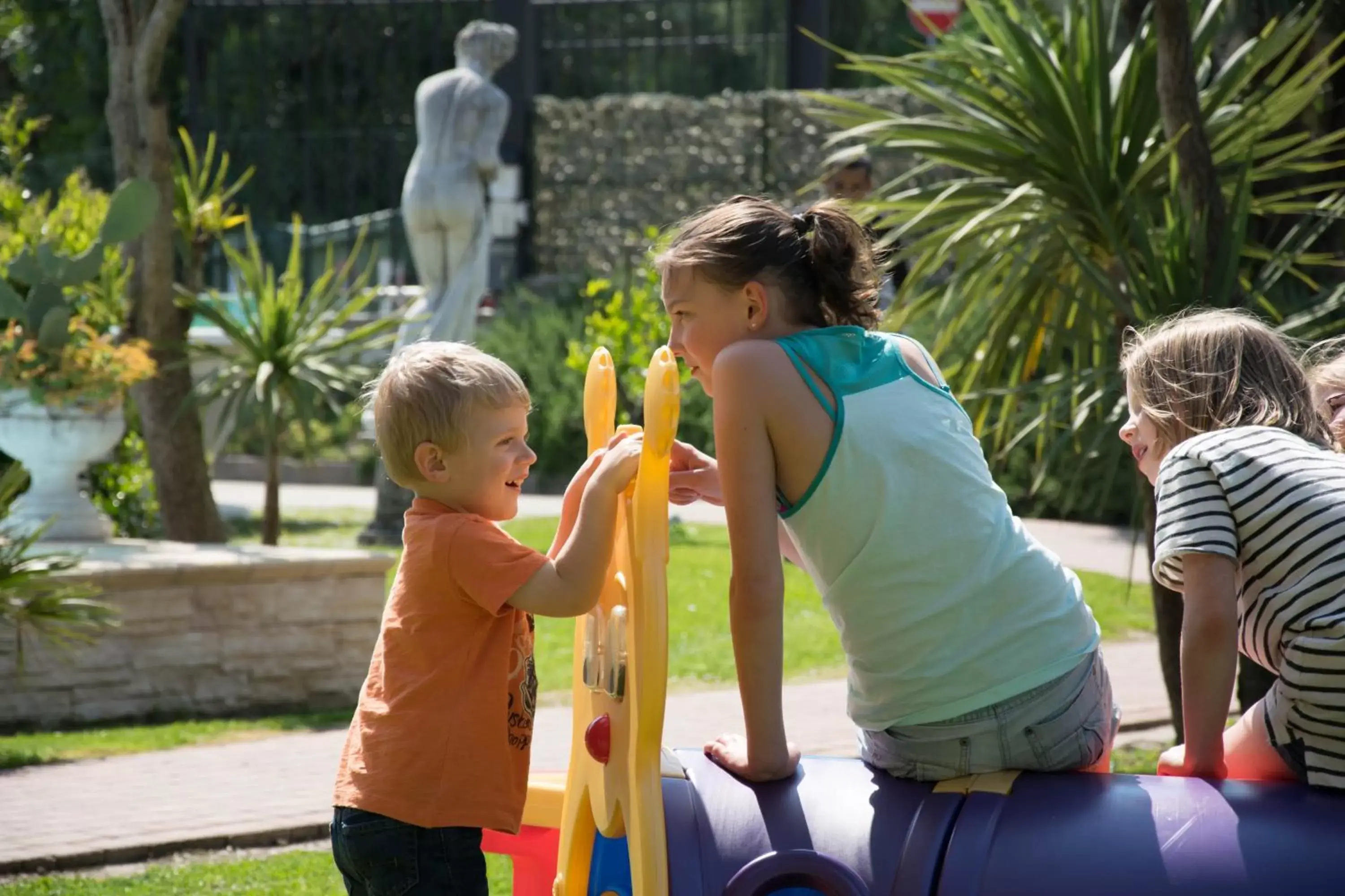 Children in Residenza Le Due Torri