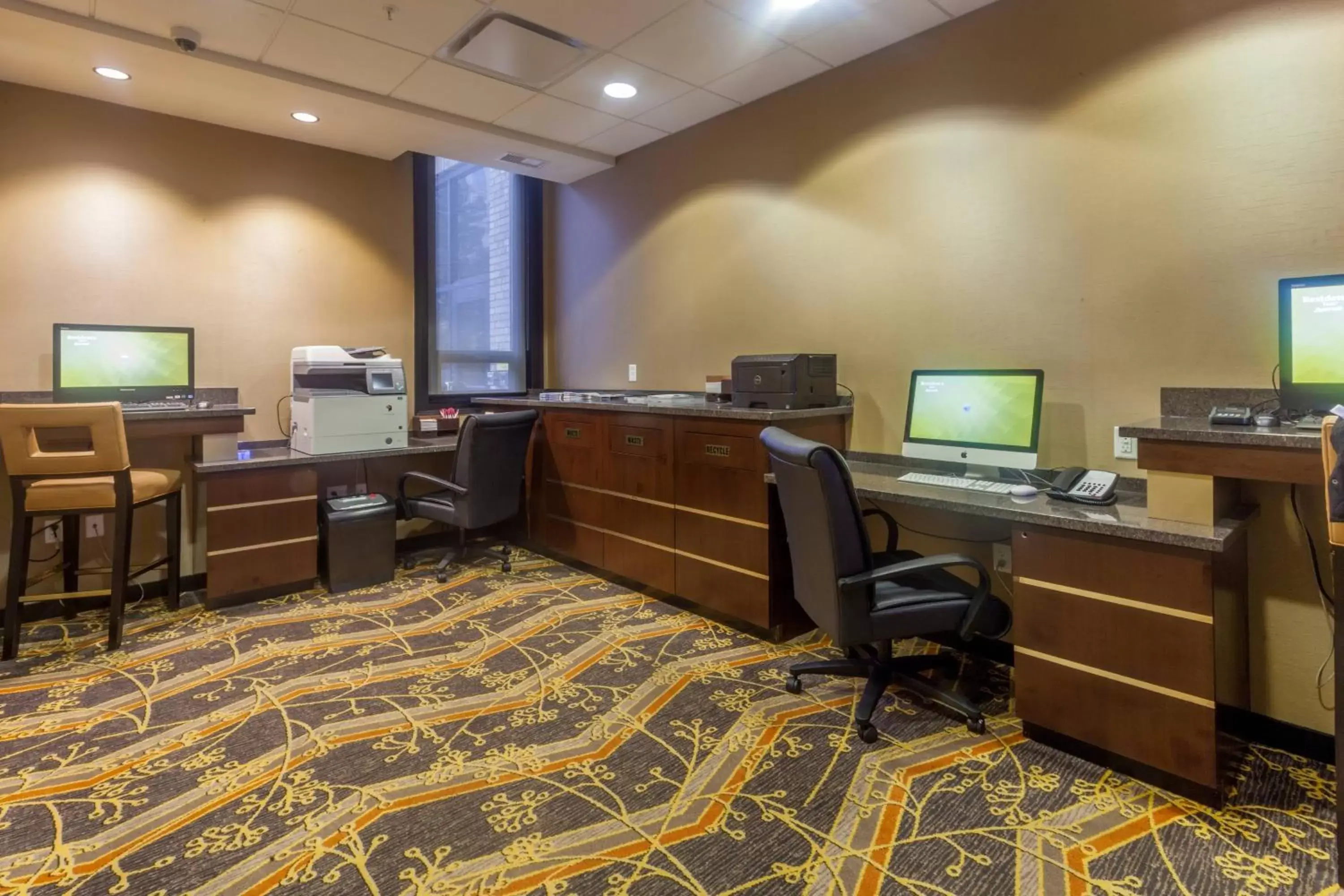Business facilities, Business Area/Conference Room in Residence Inn by Marriott Omaha Downtown Old Market Area