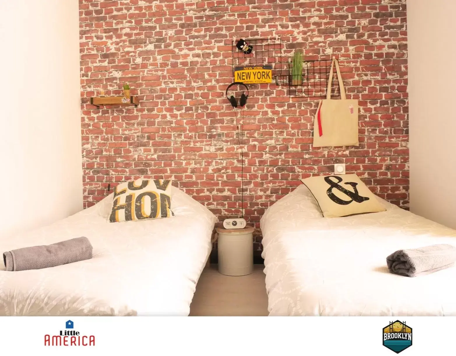 Bed in Little America - Appart Hôtel 3km Futuroscope