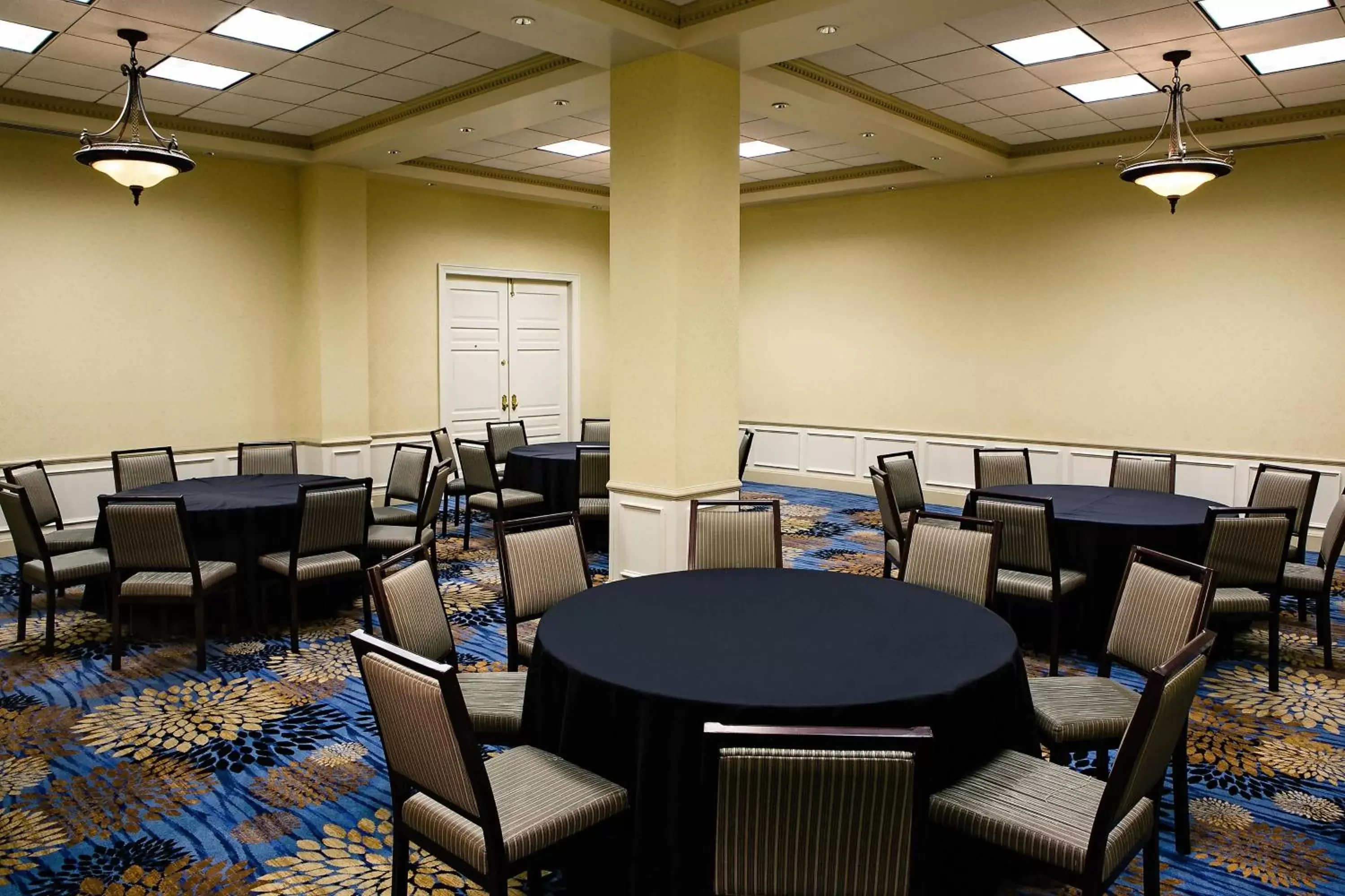 Meeting/conference room, Restaurant/Places to Eat in The Westin Great Southern Columbus