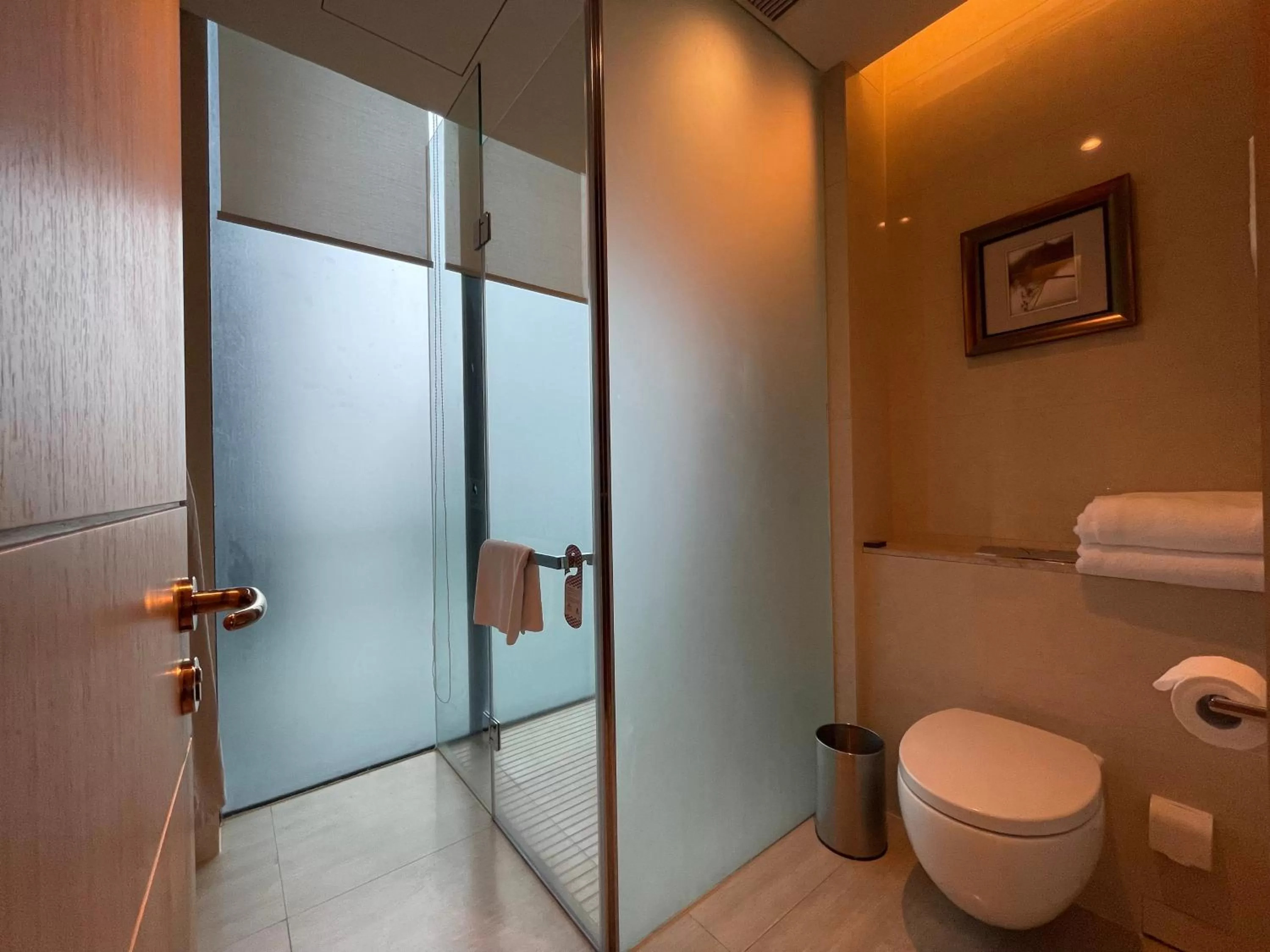 Toilet in The OCT Harbour, Shenzhen - Marriott Executive Apartments