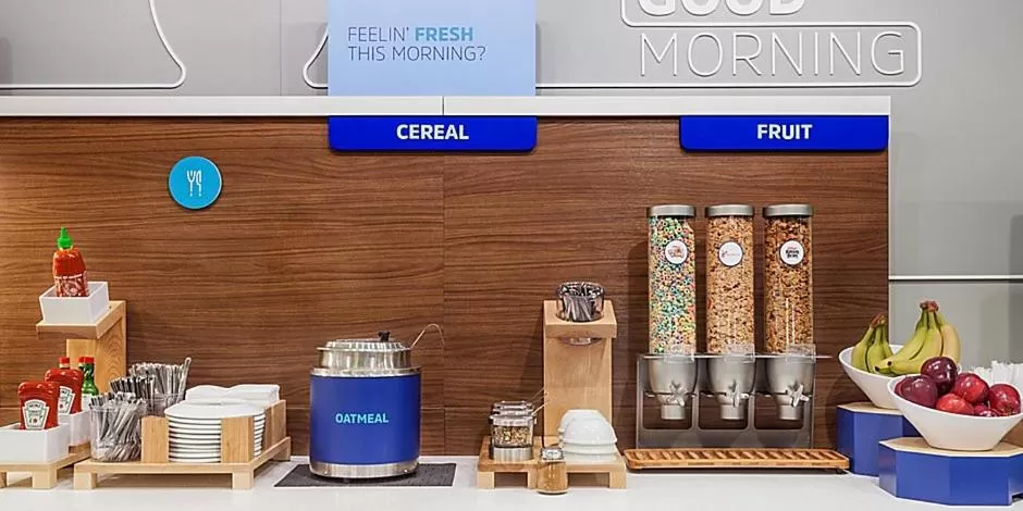 Holiday Inn Express & Suites Heath - Newark by IHG