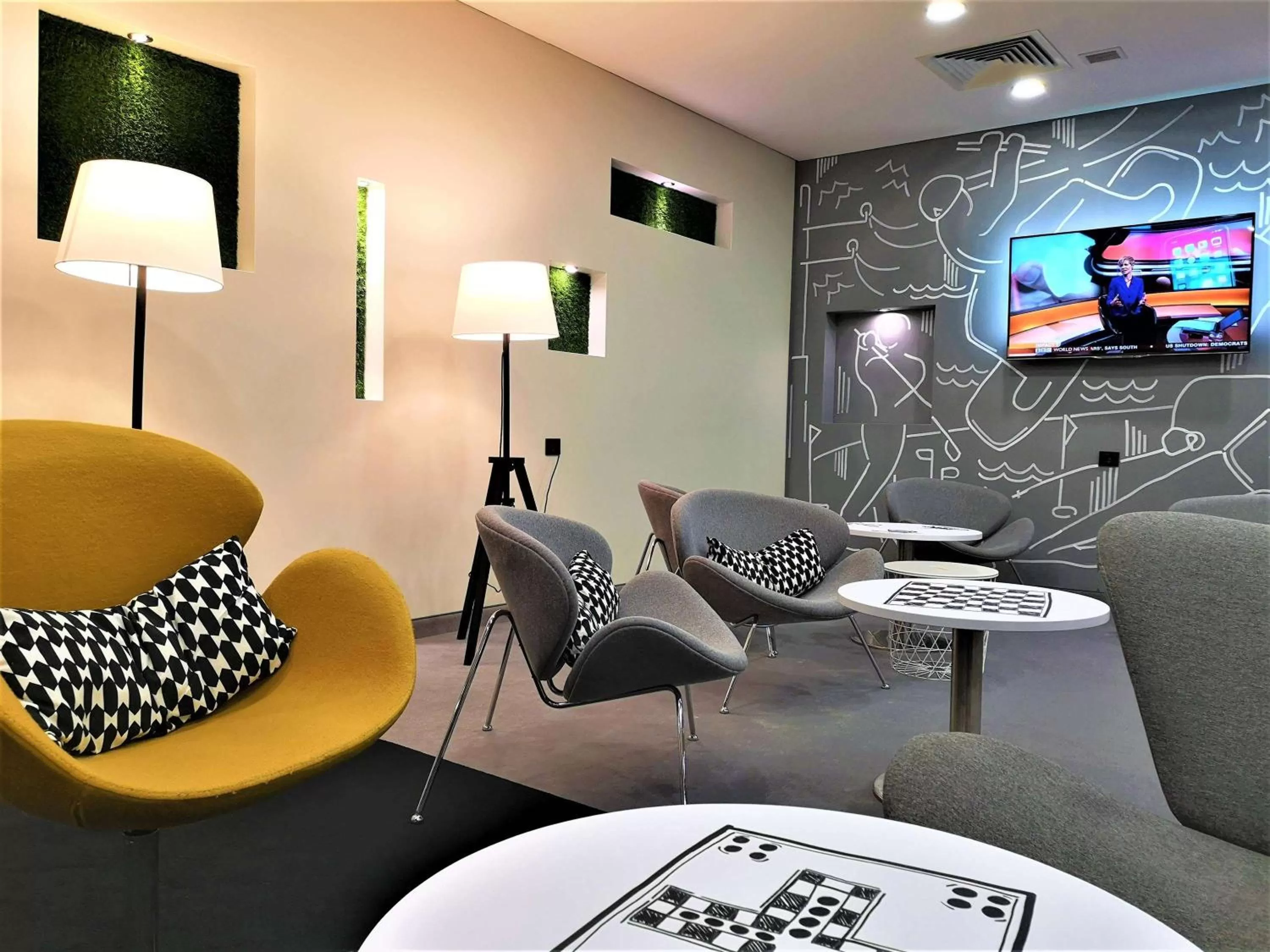 Lounge or bar in Ibis Styles Vilnius