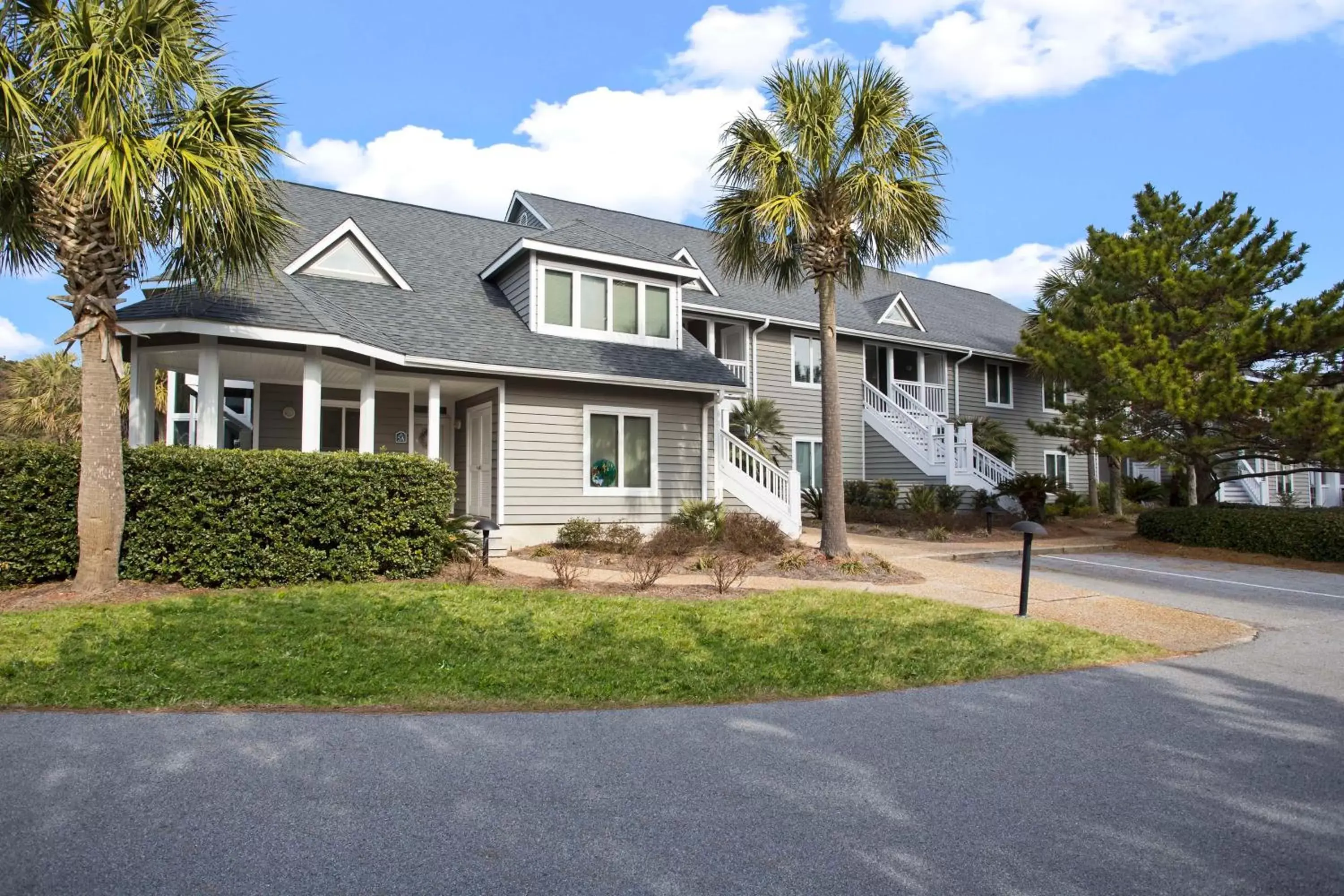 Property Building in Kingston Plantation Condos