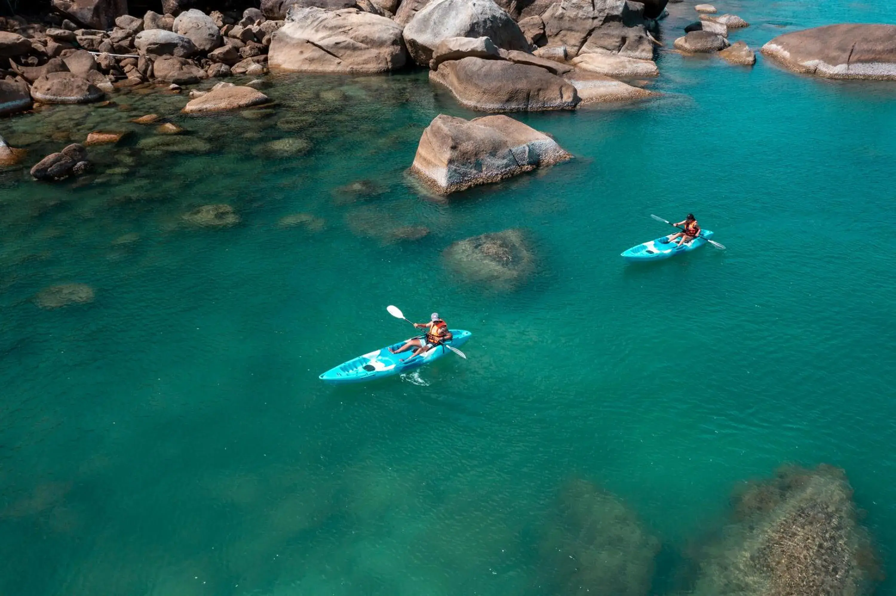 Activities, Canoeing in Banyan Tree Samui - SHA Extra Plus