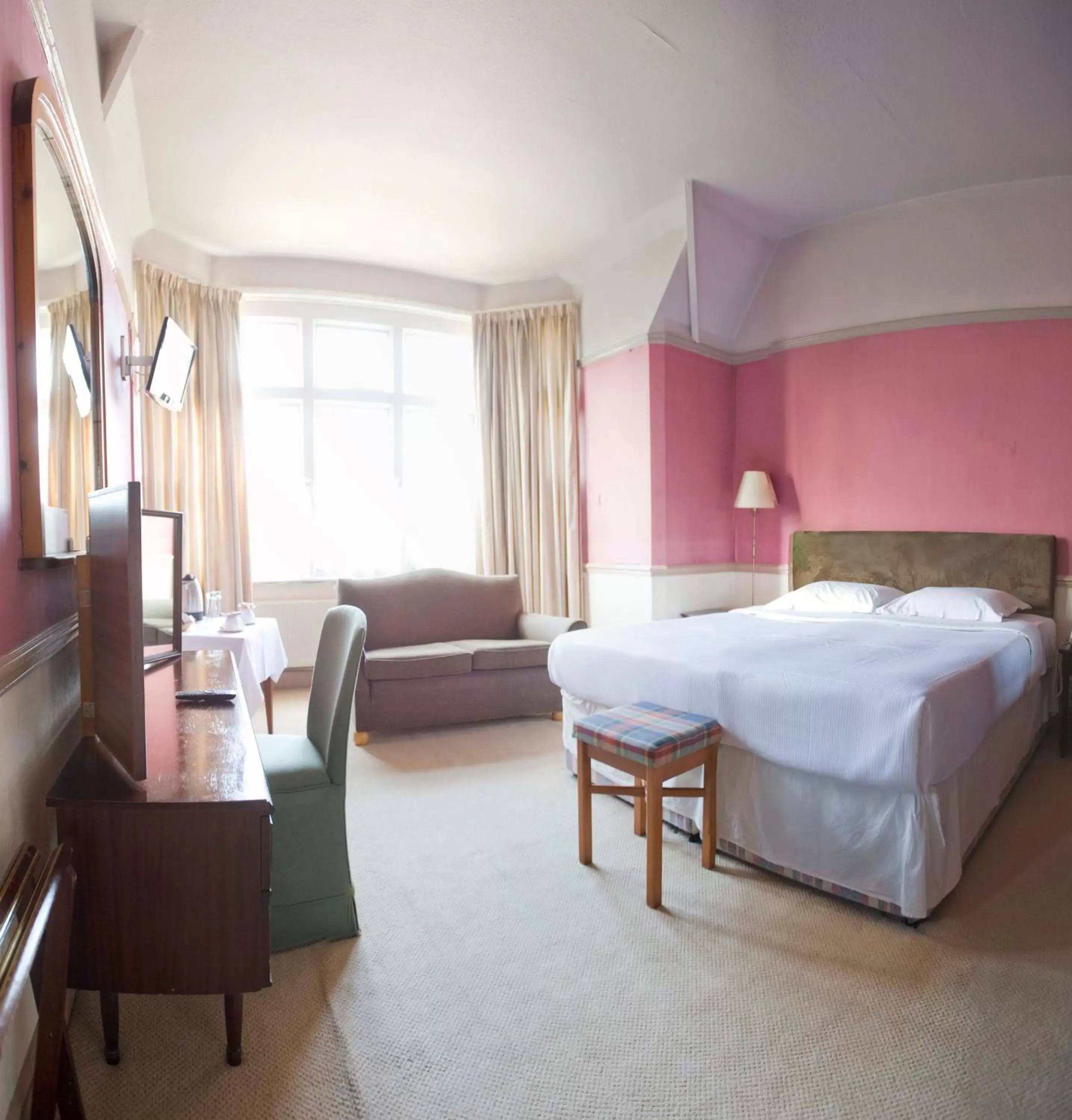 Bedroom in Tree Hotel at Iffley