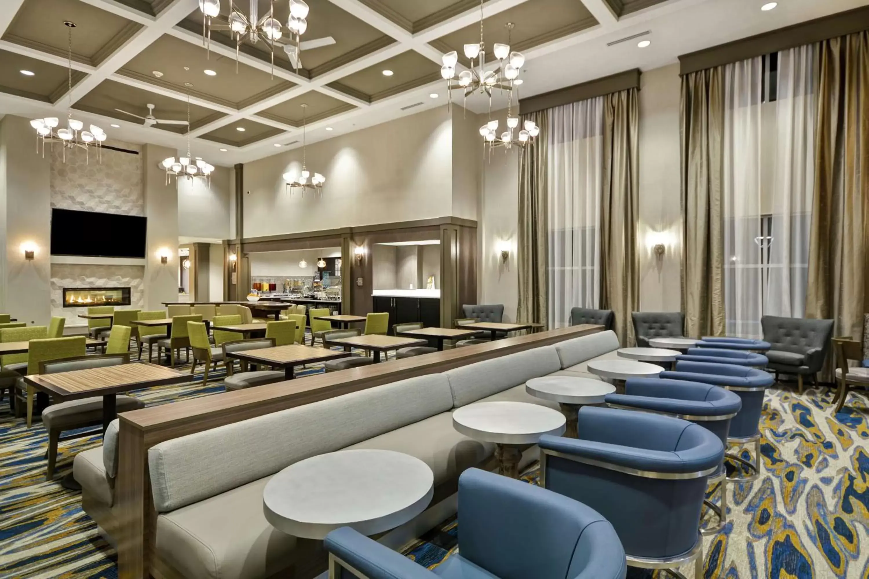 Meeting/conference room, Lounge/Bar in Homewood Suites By Hilton Warren Detroit