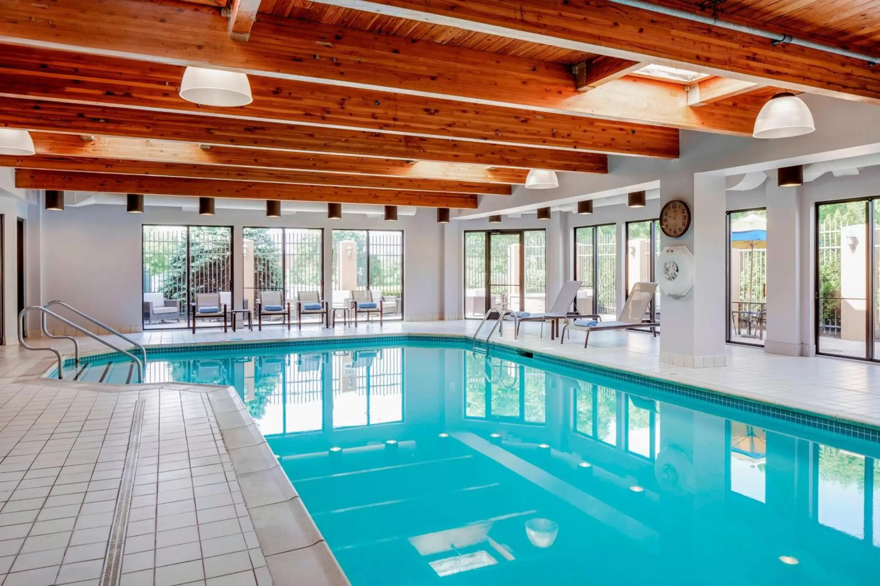 Swimming Pool in Courtyard by Marriot Cranbury South Brunswick