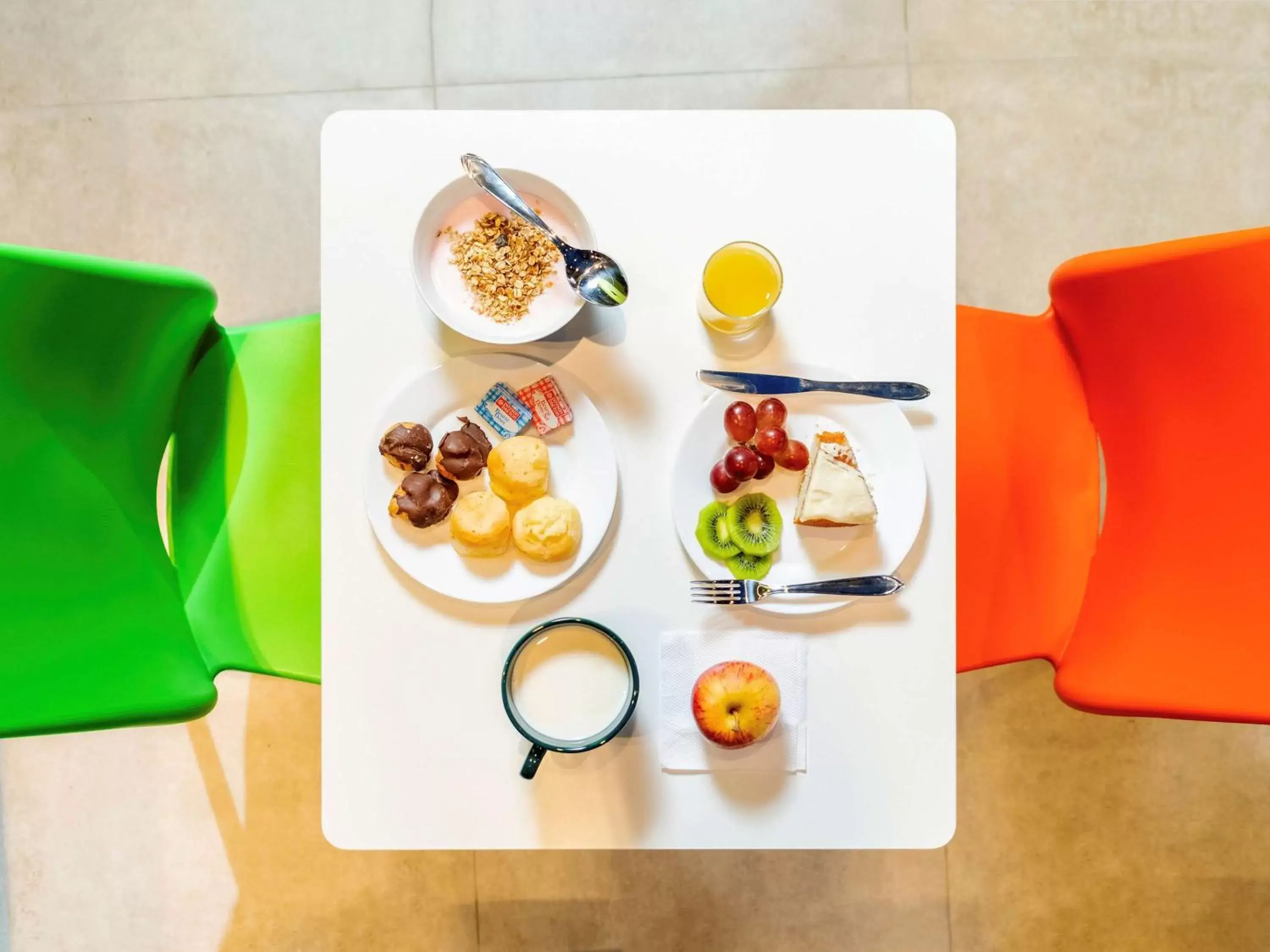 Restaurant/places to eat in ibis budget Sao Caetano Restaurant/places to eat in ibis budget Sao Caetano