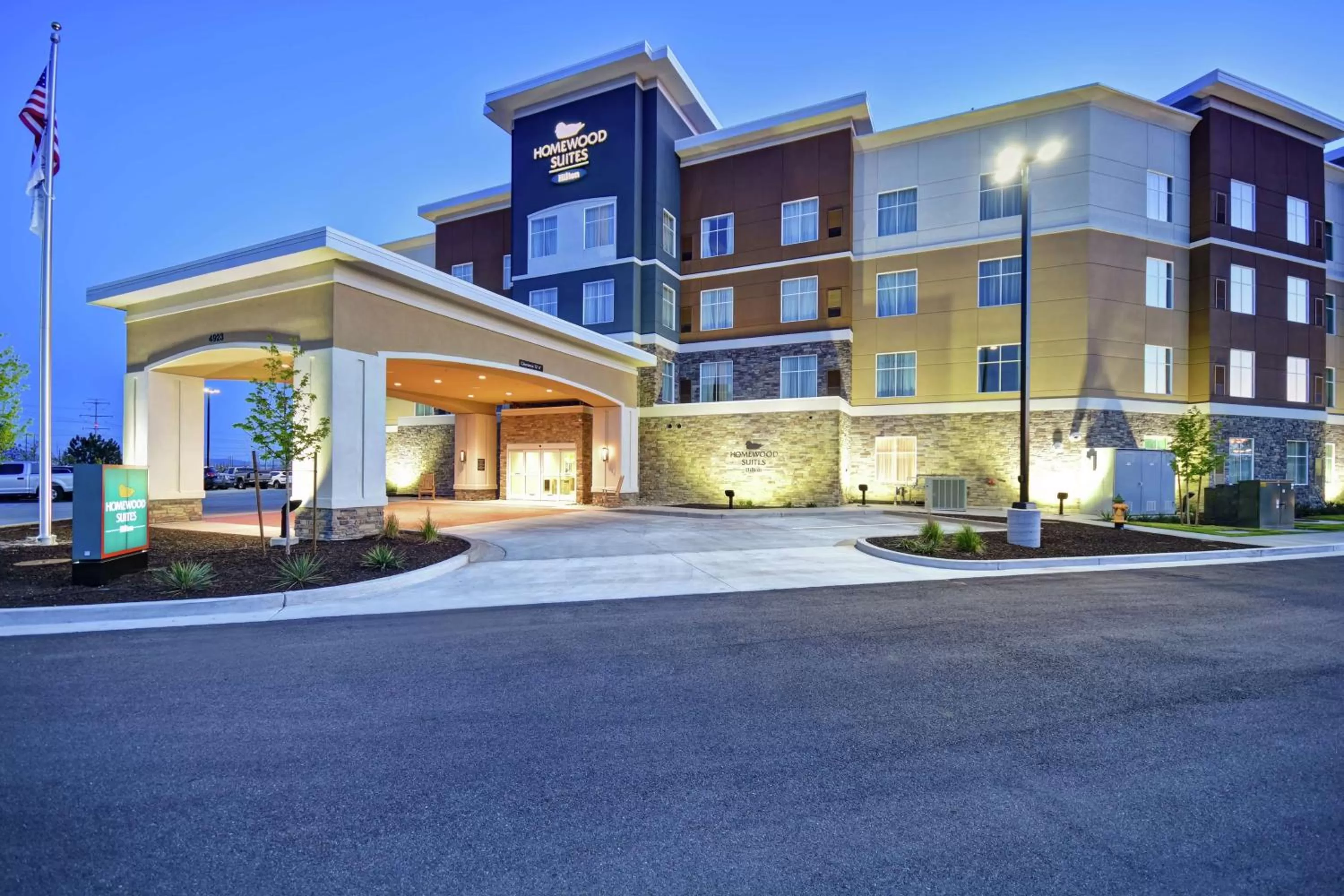 Property building in Homewood Suites By Hilton Salt Lake City Airport