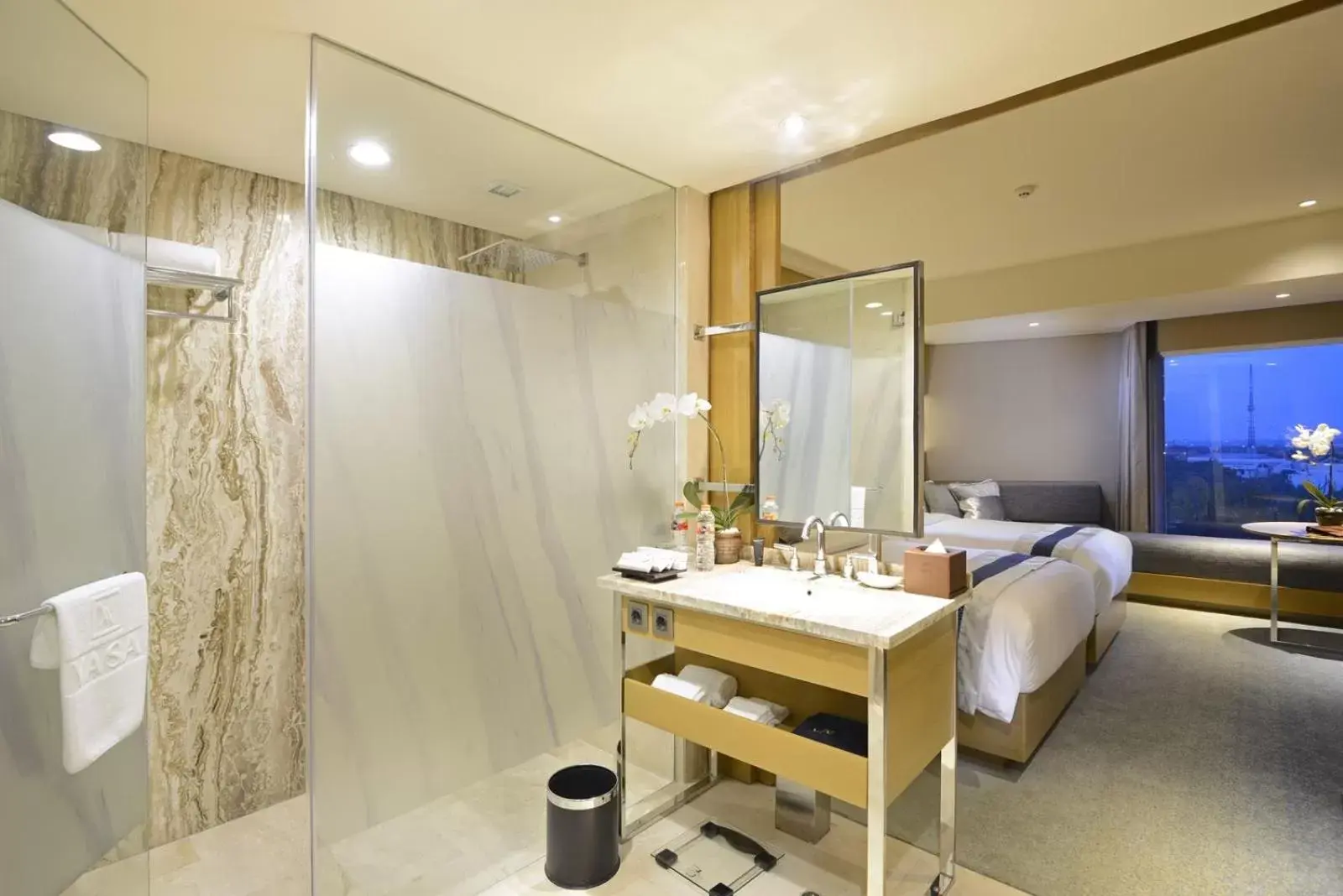 Bathroom in Vasa Hotel Surabaya