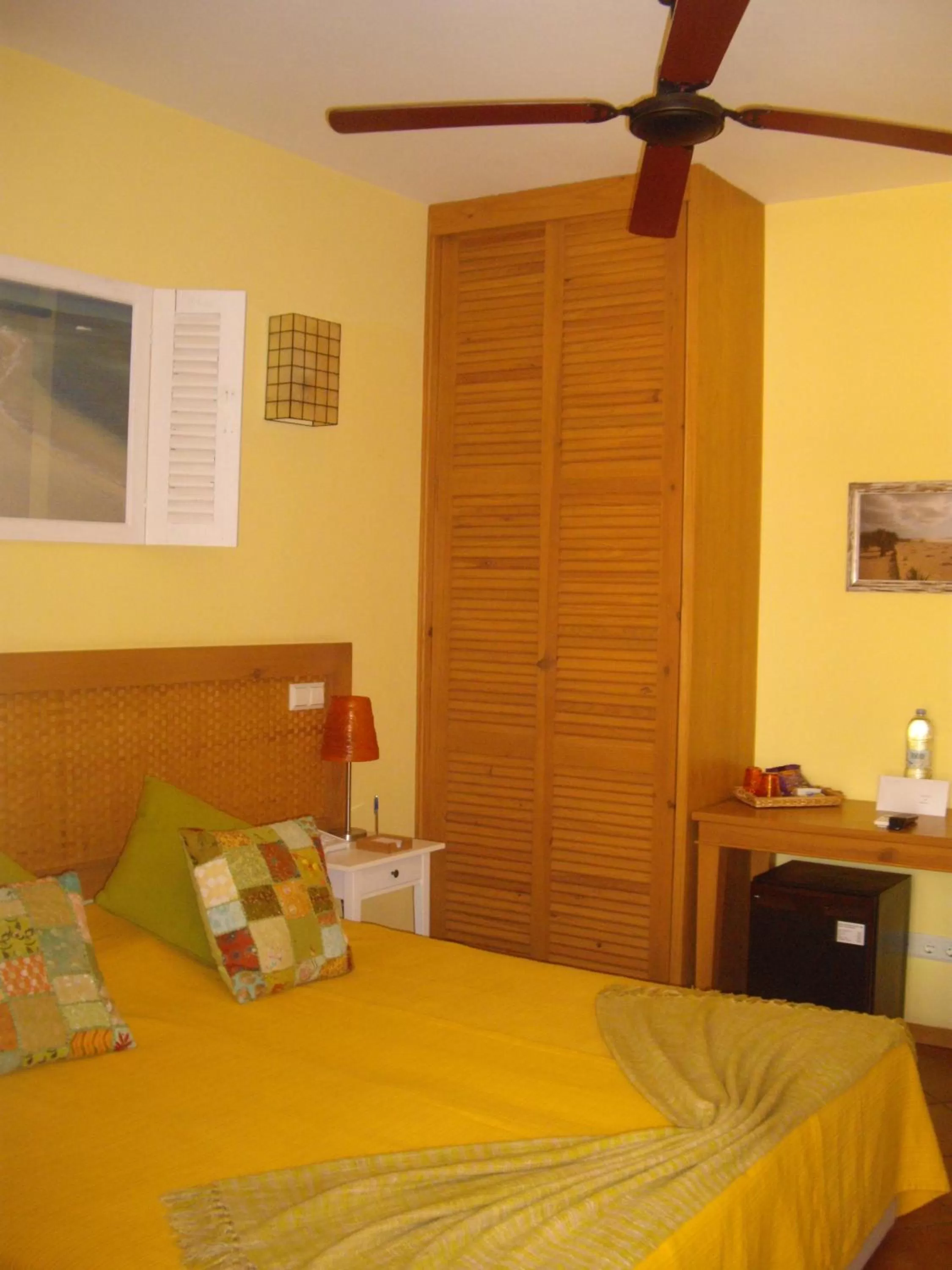 Photo of the whole room, Bed in Kira's Boutique Hotel